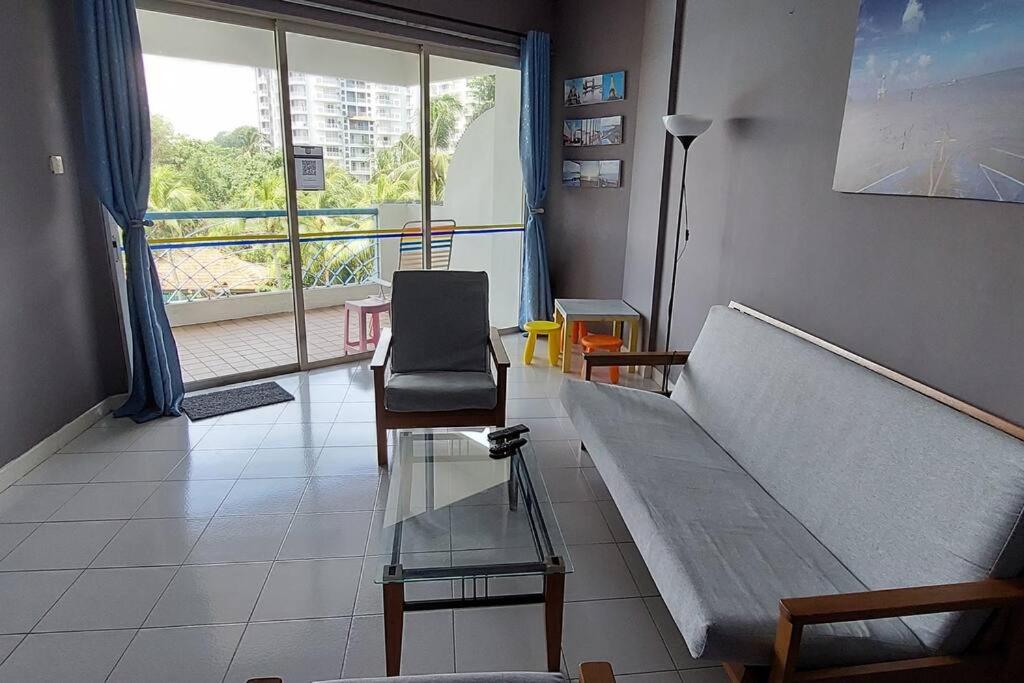 Nat's Seri Bulan beach, pool home @teluk kemang photo 8