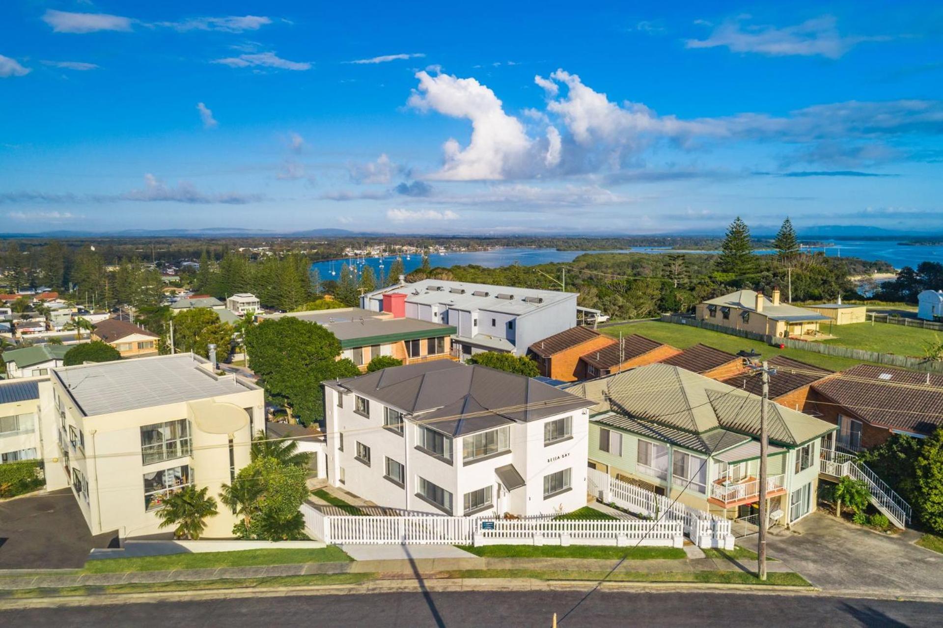 Bella BAY 1 Downstairs - Prime Location - Holiday Yamba