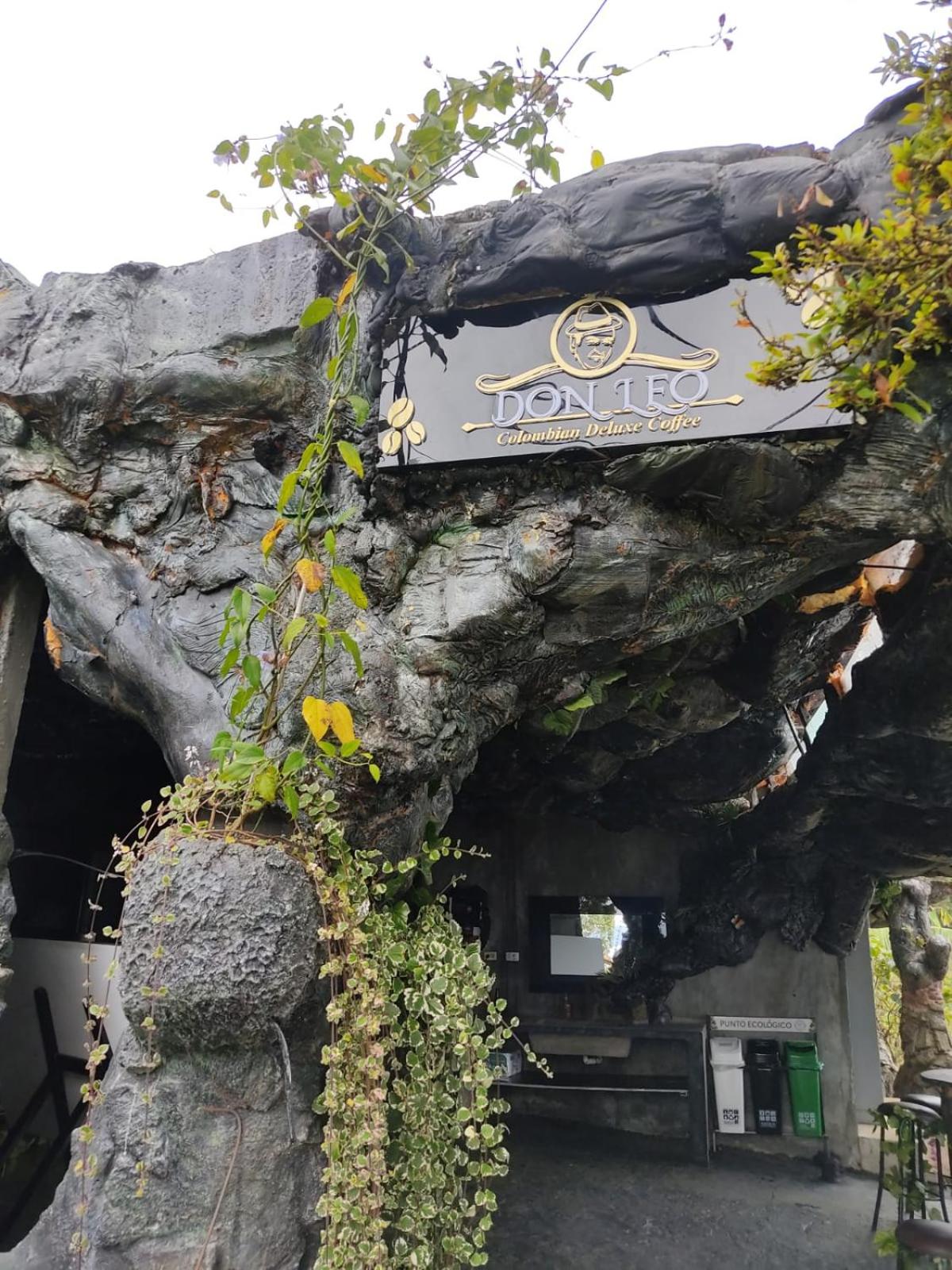 Glamping Spa & Coffee Tour view 2