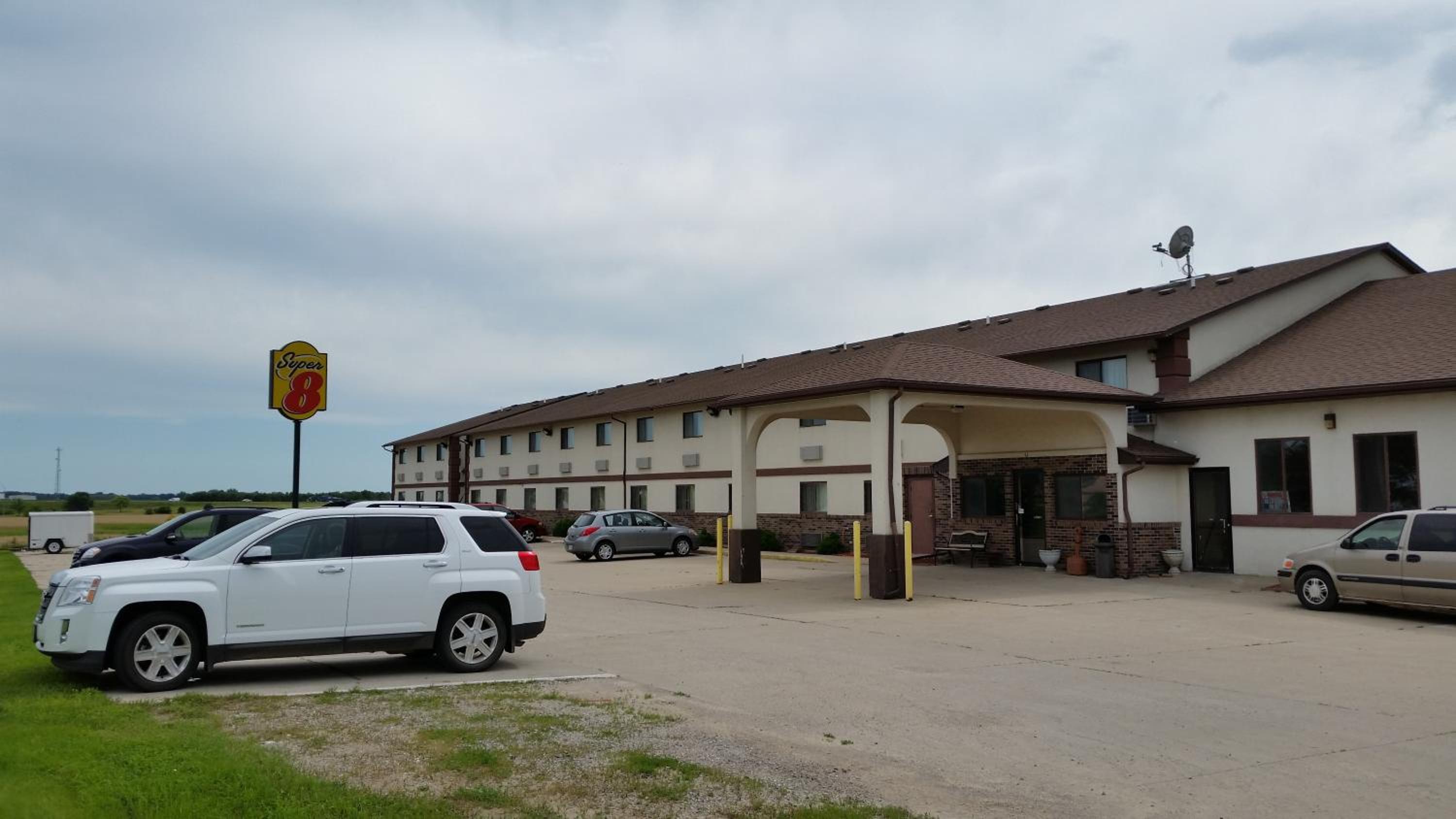Western Inn & Suite Grinnell IA