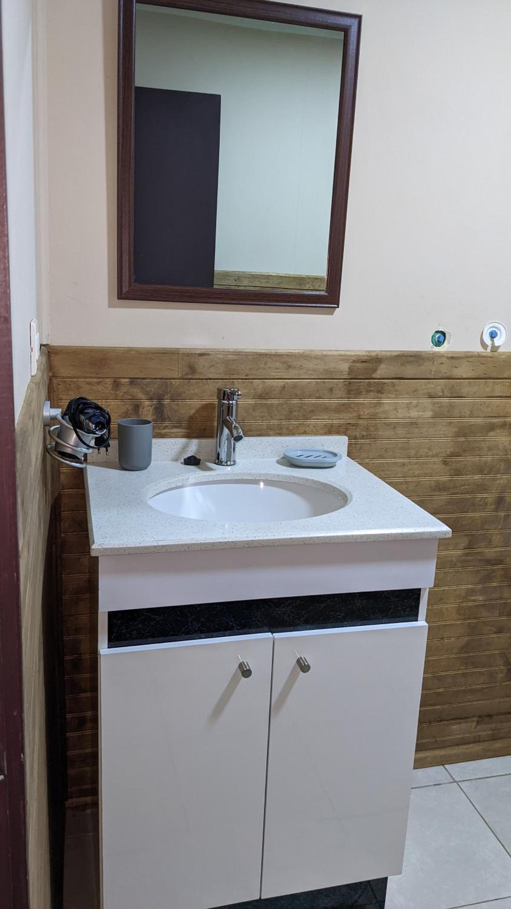 Cabaña Campestre con WIFI, desconexión total a 7 min de Villarrica
