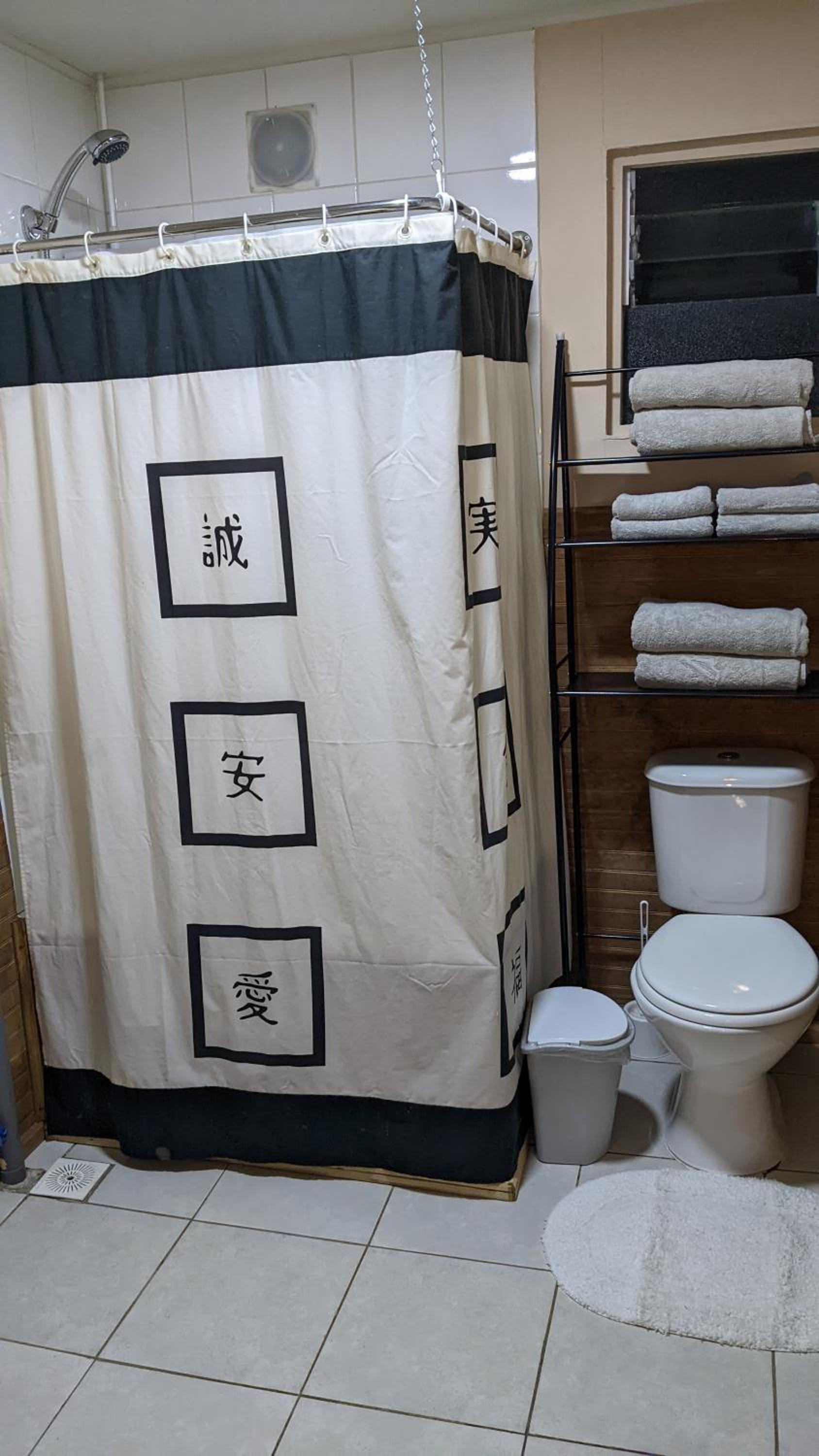 Cabaña Campestre con WIFI, desconexión total a 7 min de Villarrica