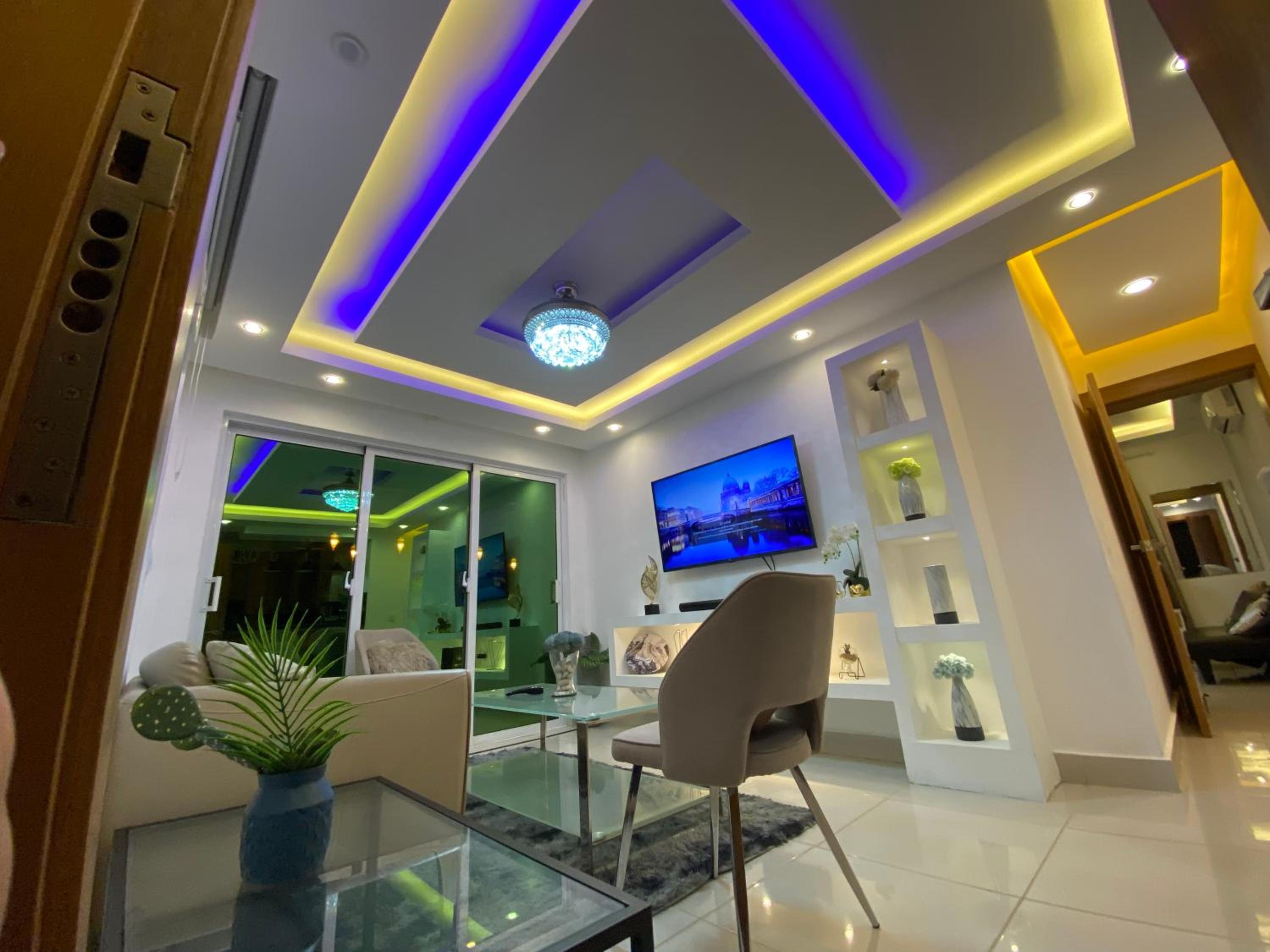 Con Jacuzzy,Linda vista ,romántico ,wifi moderno,,TV 4K view 5