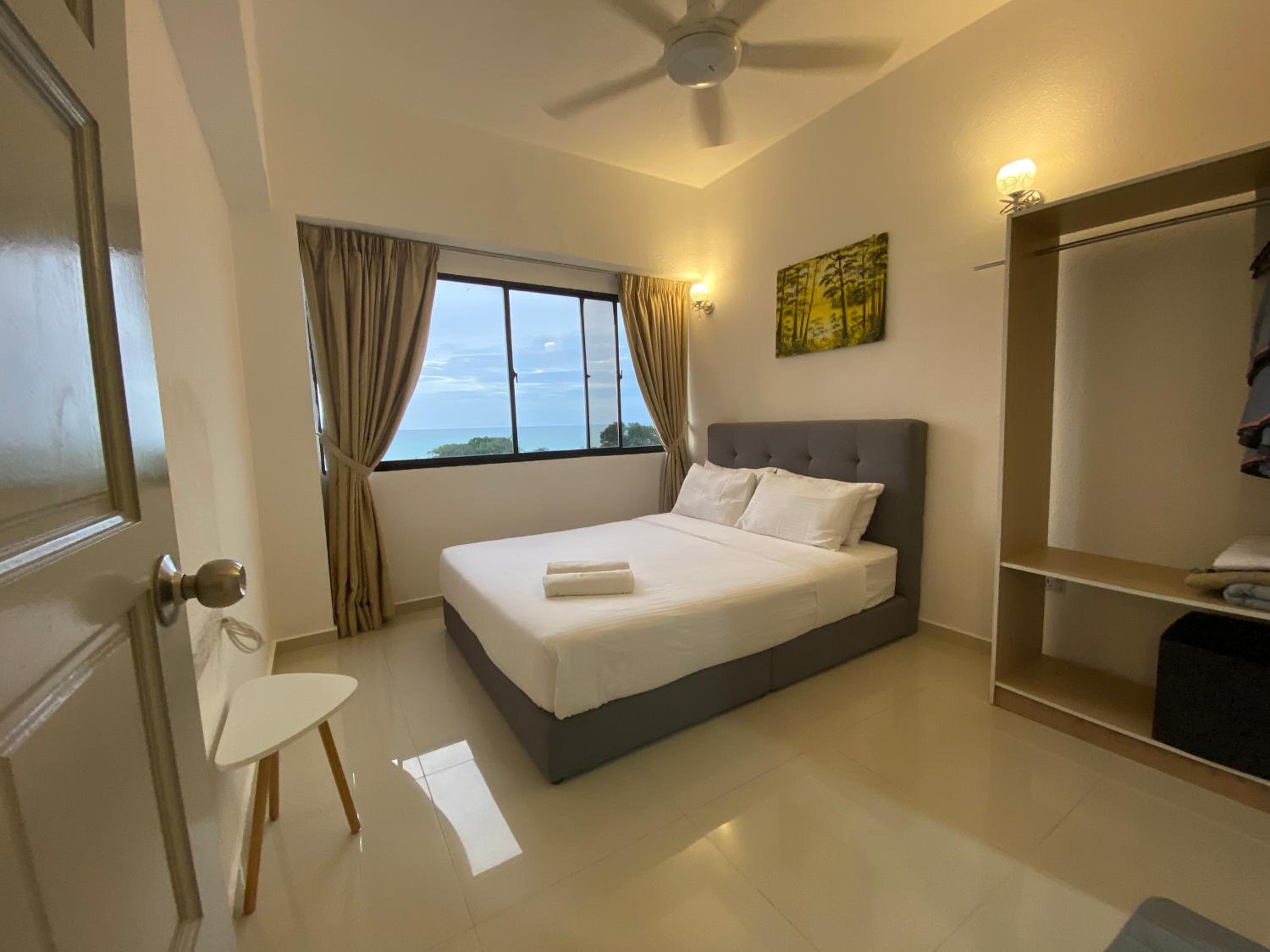 The View Feringghi Executive Apartment photo 6