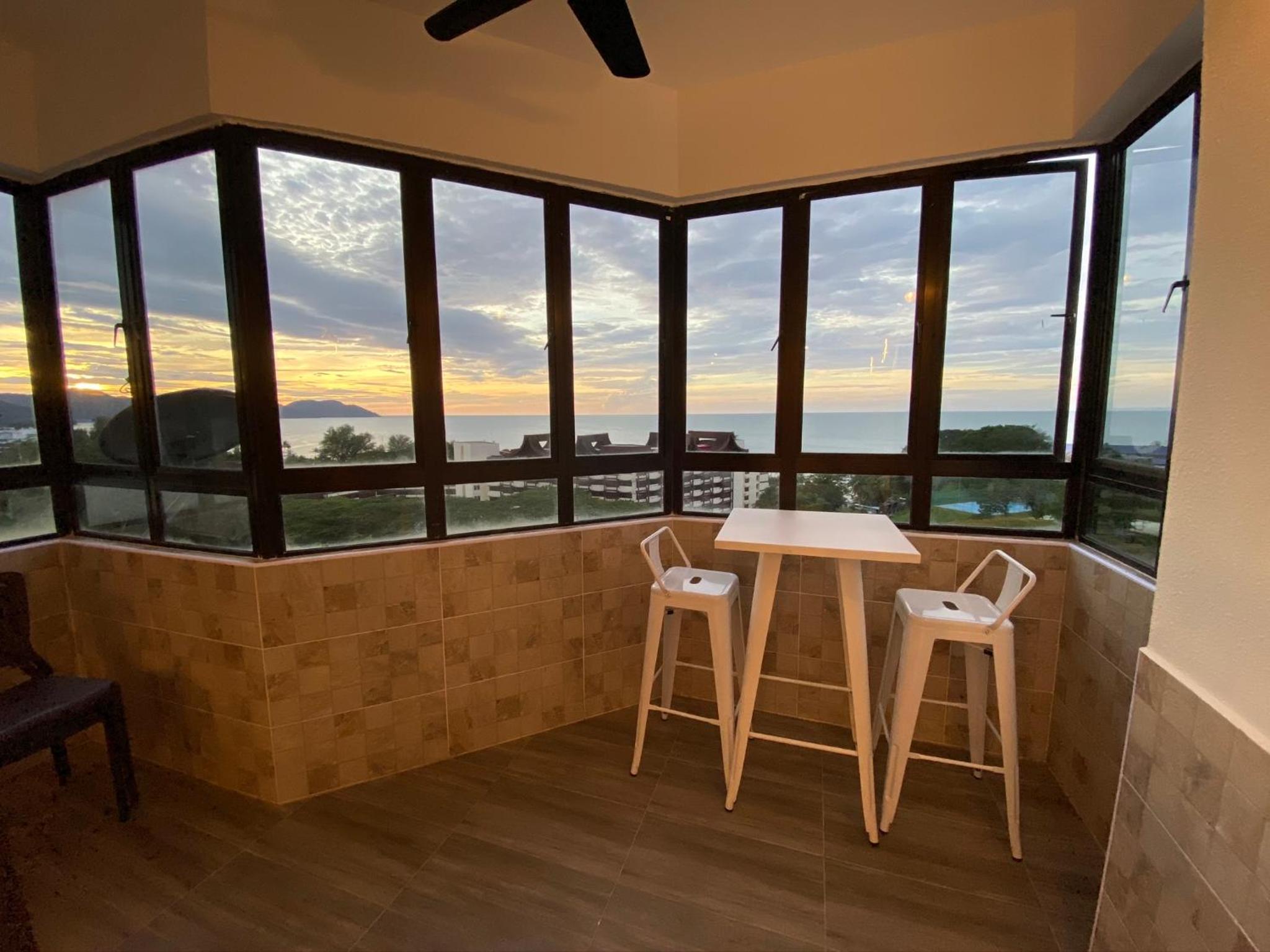 The View Feringghi Executive Apartment photo 4