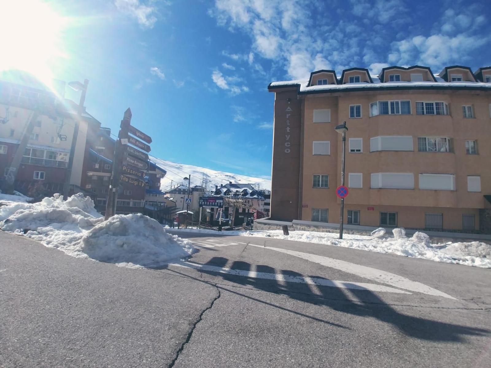 IMEDA apartamentos ARTTYCO con parking view 4