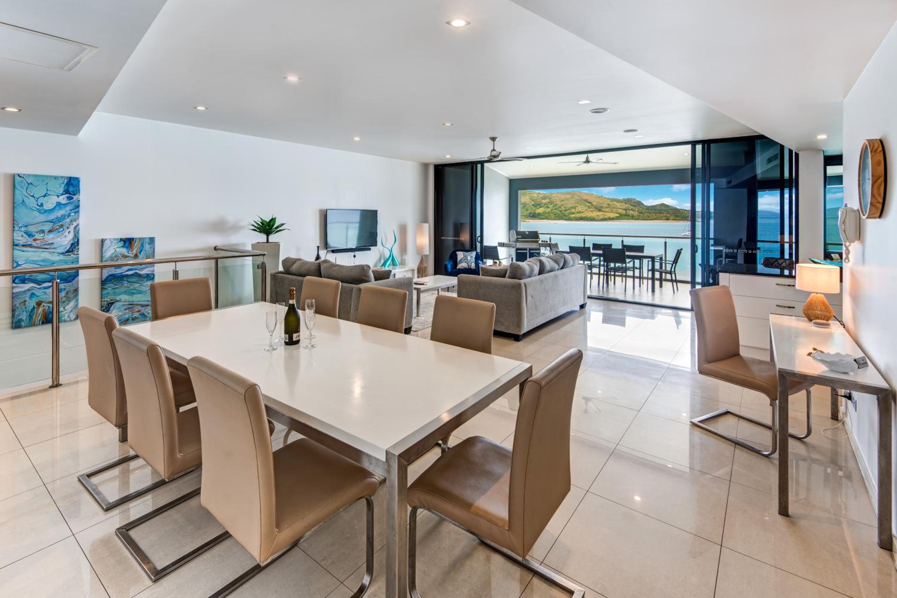 Edge Apartments on Hamilton Island by HIHA