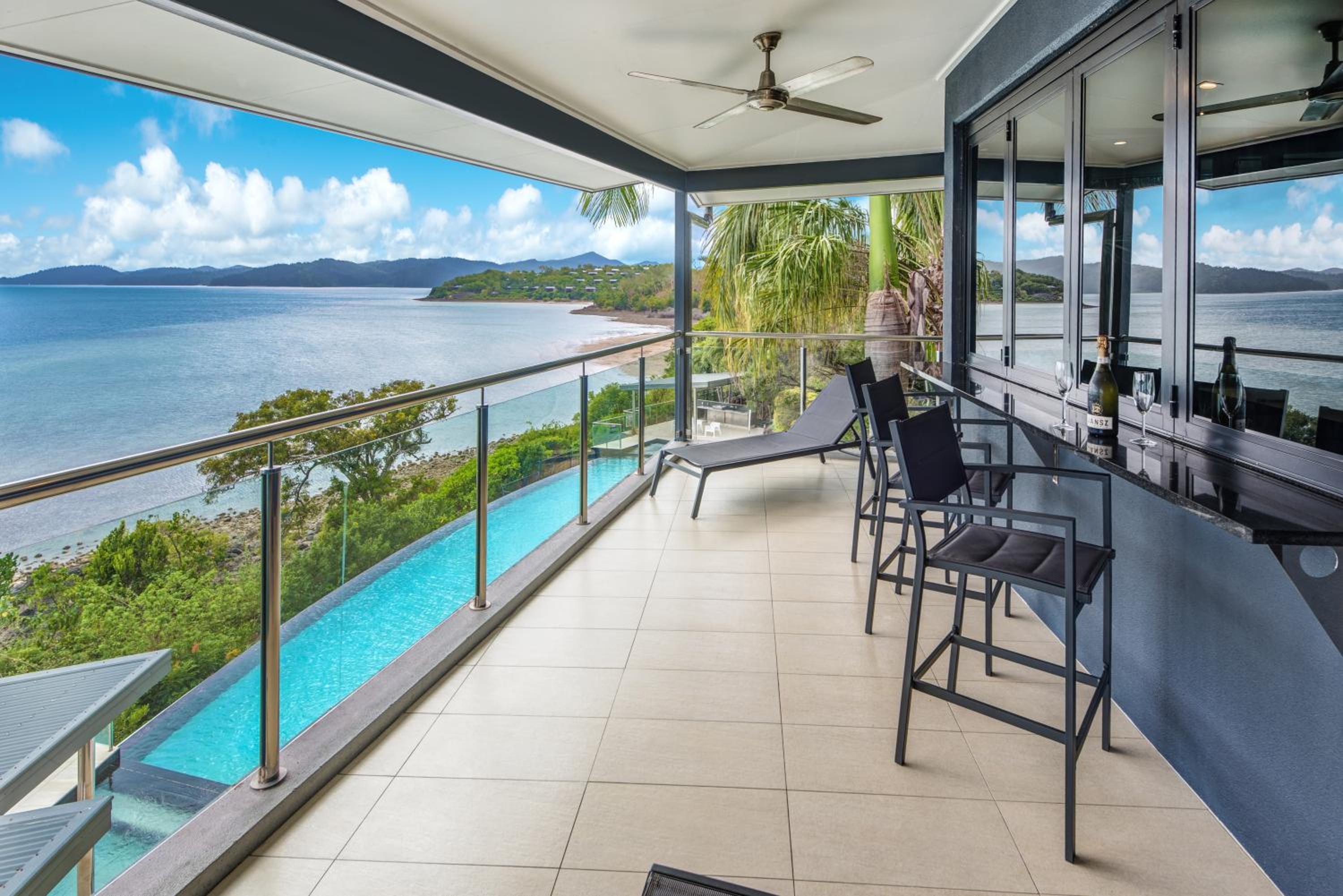 Edge Apartments on Hamilton Island by HIHA