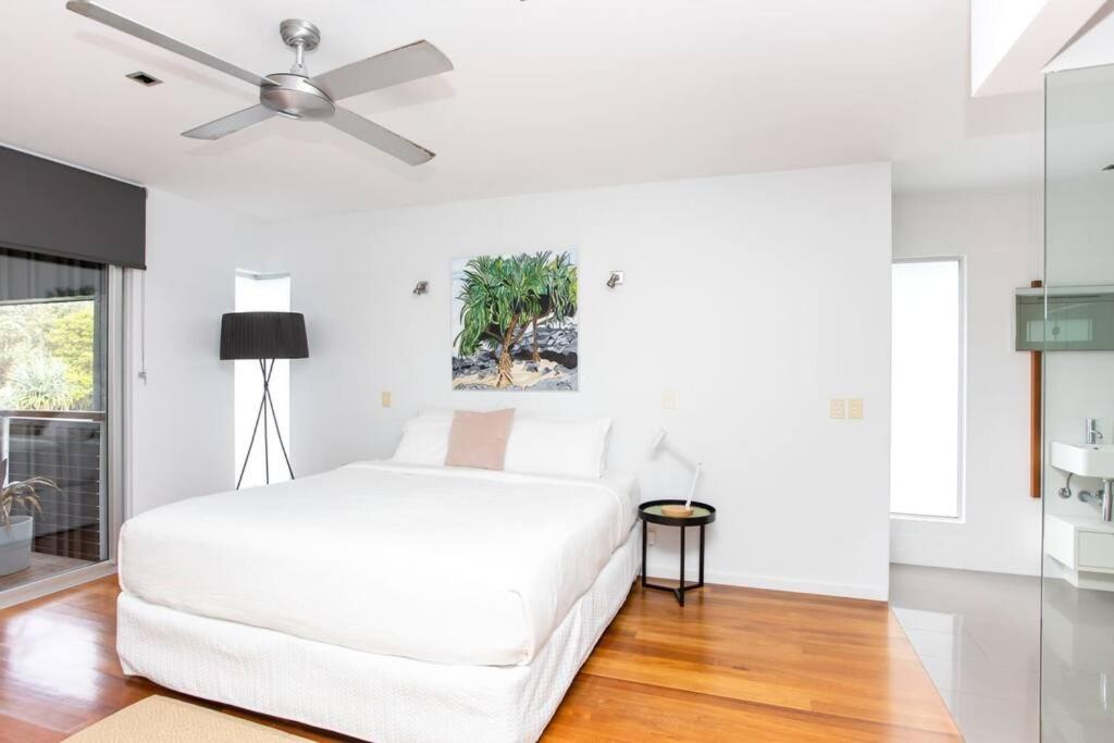 Casuarina Beachfront House - Hostie Properties