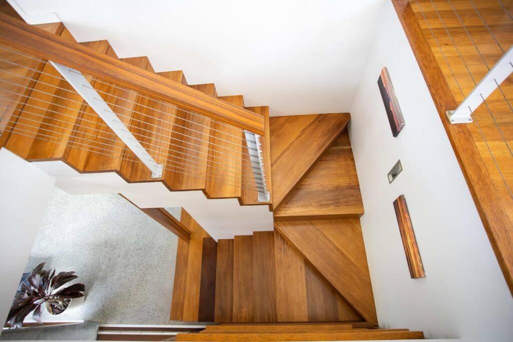 Casuarina Beachfront House - Hostie Properties