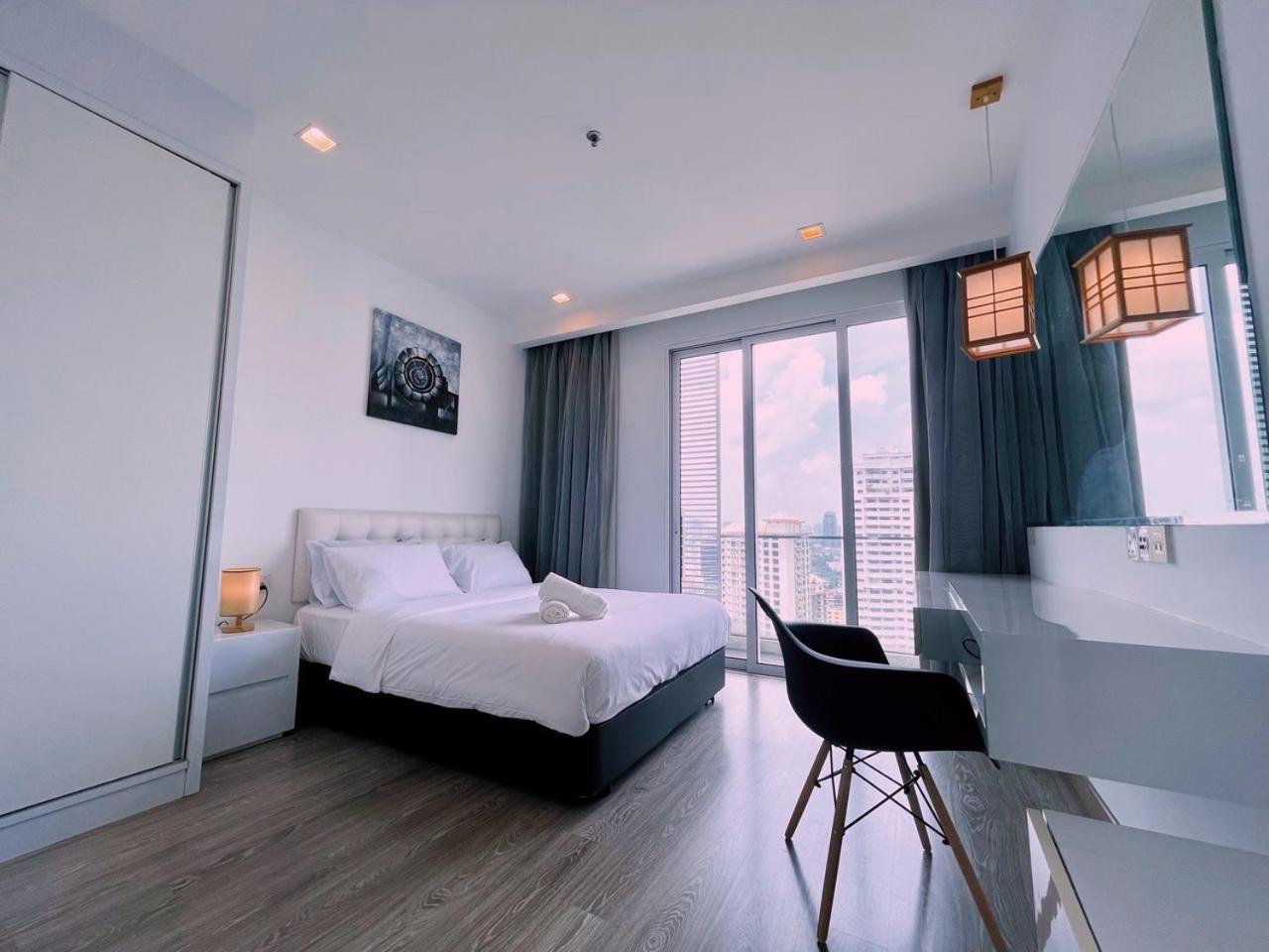 6PAX SUITES KL CITY Pavilion at Bukit Bintang NETFLIX & WIFI