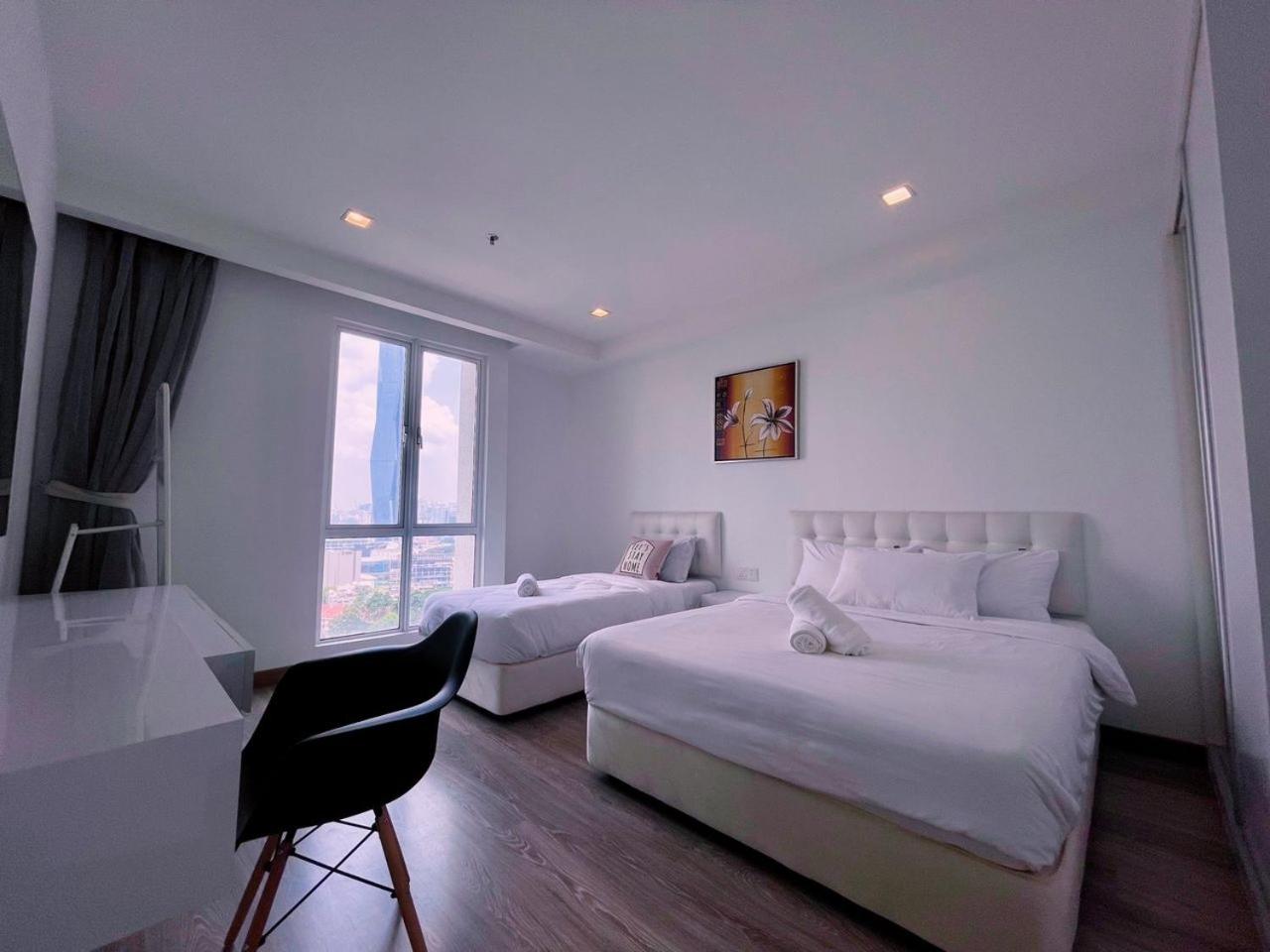 6PAX SUITES KL CITY Pavilion at Bukit Bintang NETFLIX & WIFI