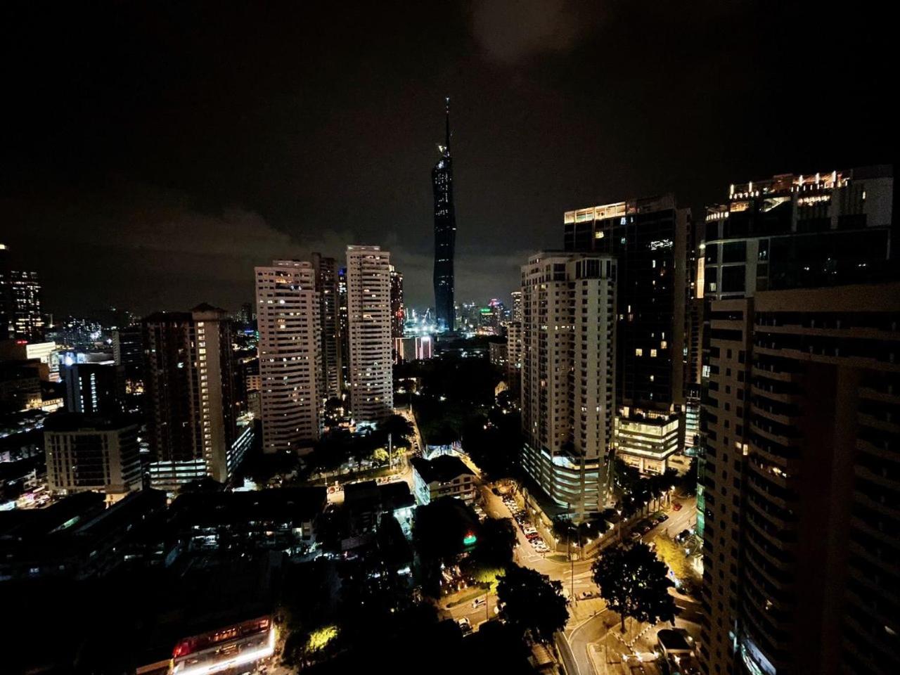 6PAX SUITES KL CITY Pavilion at Bukit Bintang NETFLIX & WIFI