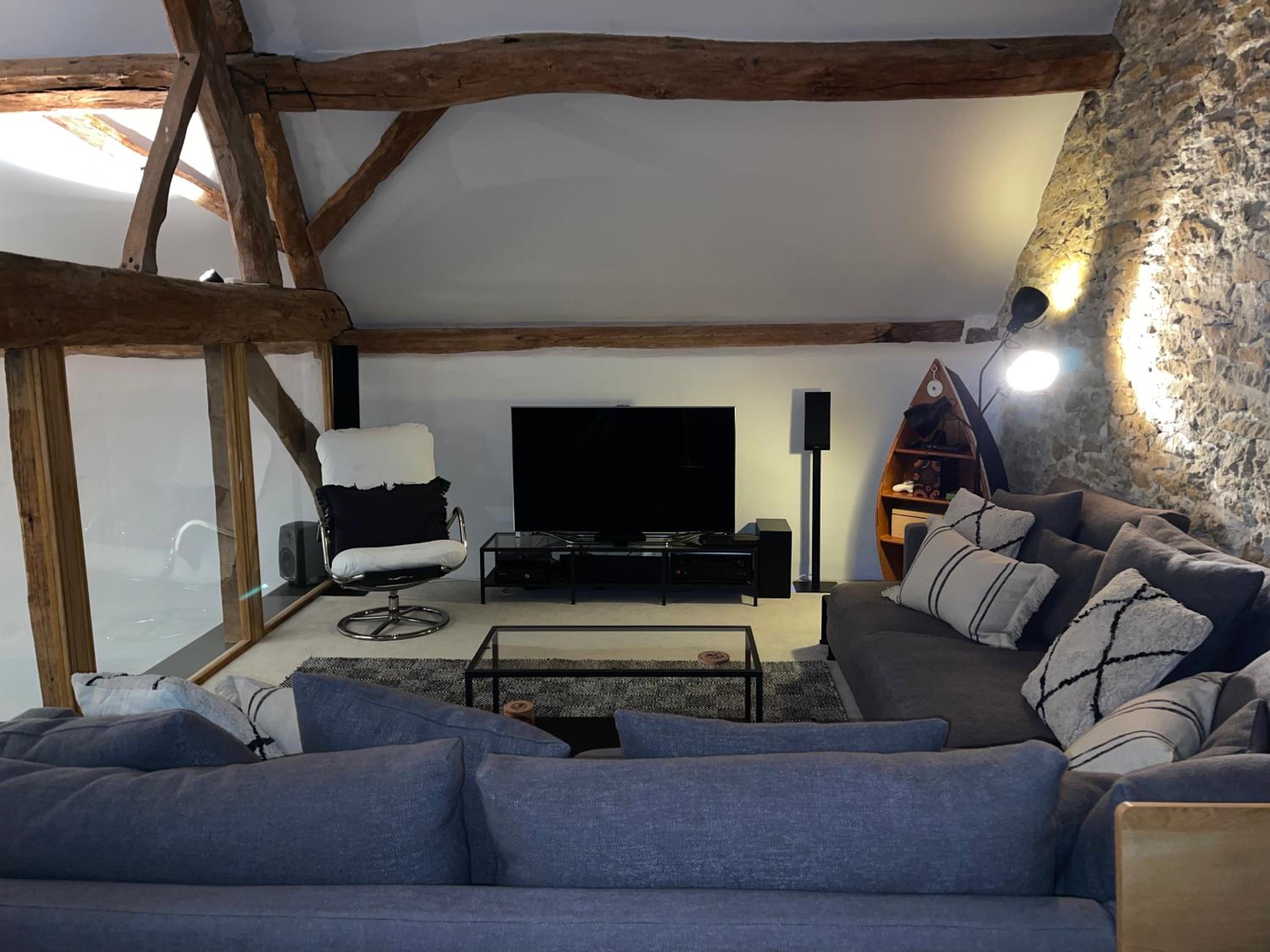 2 bedroom 17th Century Barn with surround sound TV in quiet village near great pubs and walks view 3
