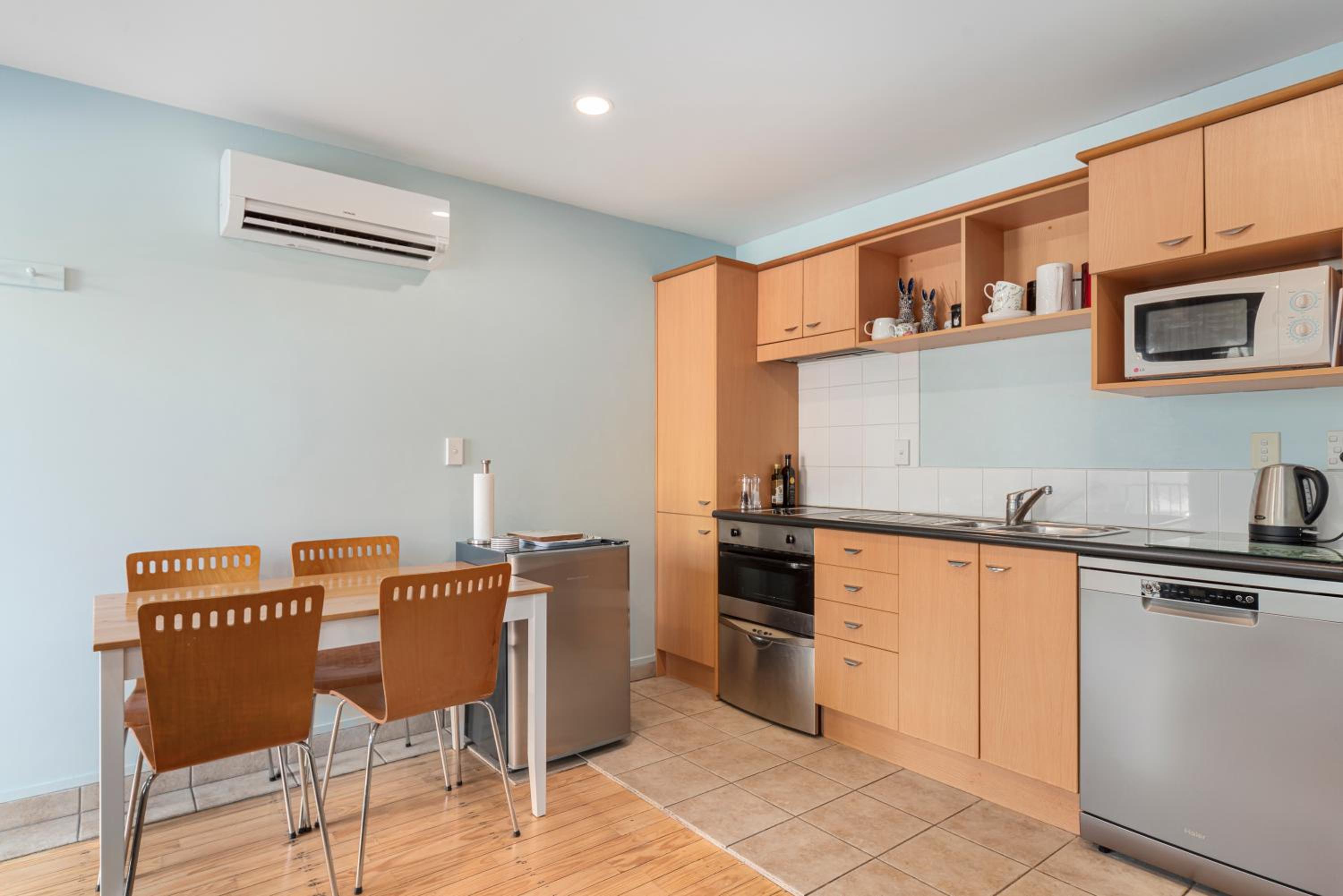 Central on Tui - Taupo Central Holiday Unit view 4