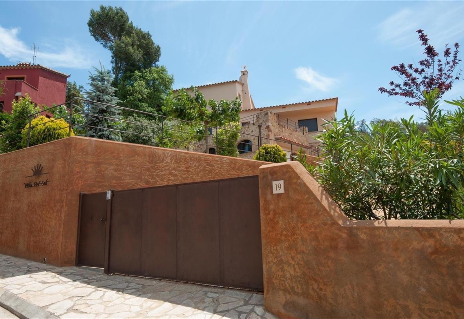 Perfect Villa with private pool