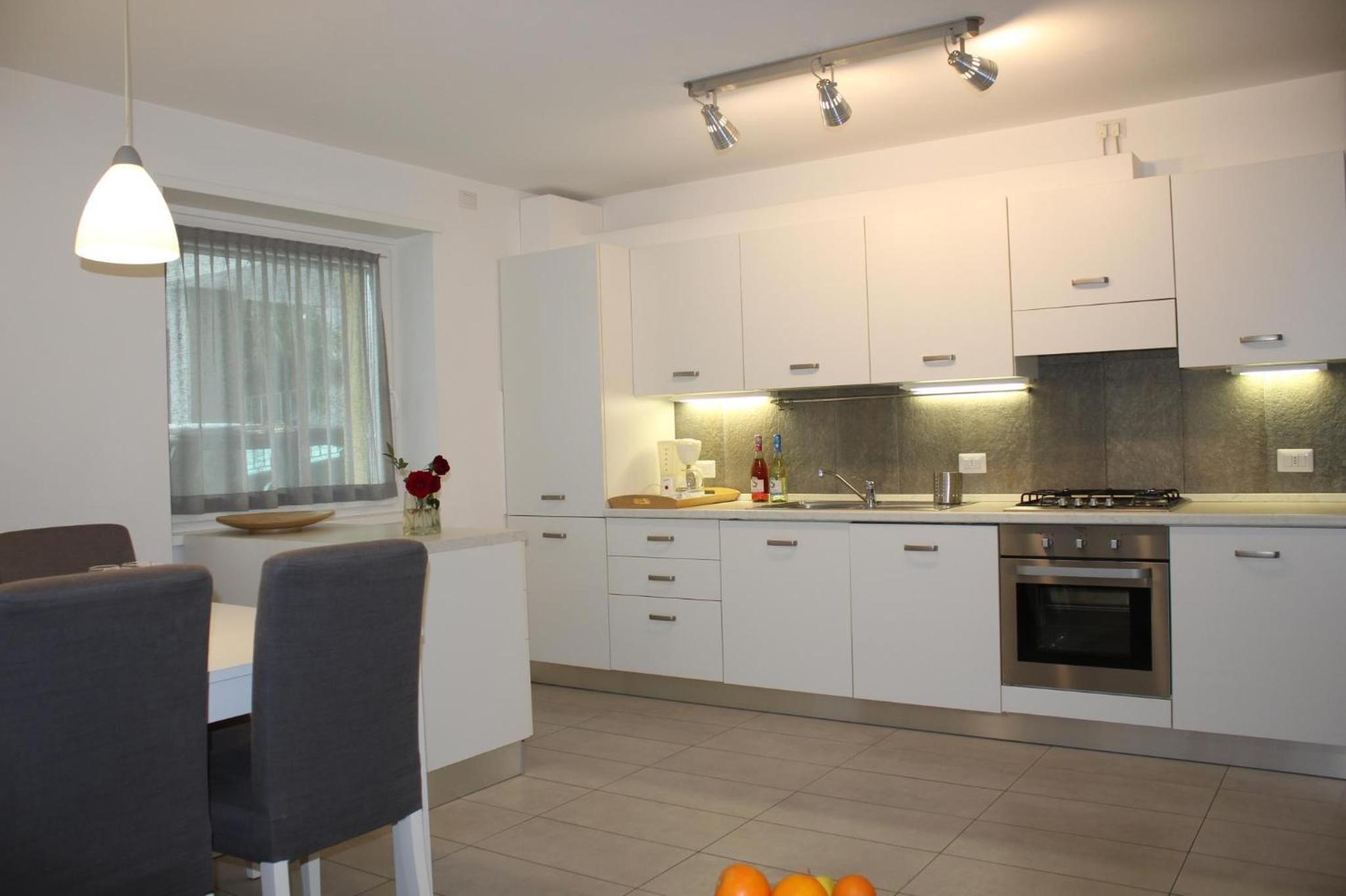 Rose Gialla Firsia Garten Ferienwohnung EG view 5