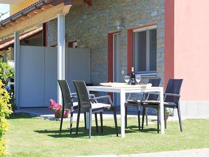 Rose Rossa Larissa Garten Ferienwohnung EG photo 3