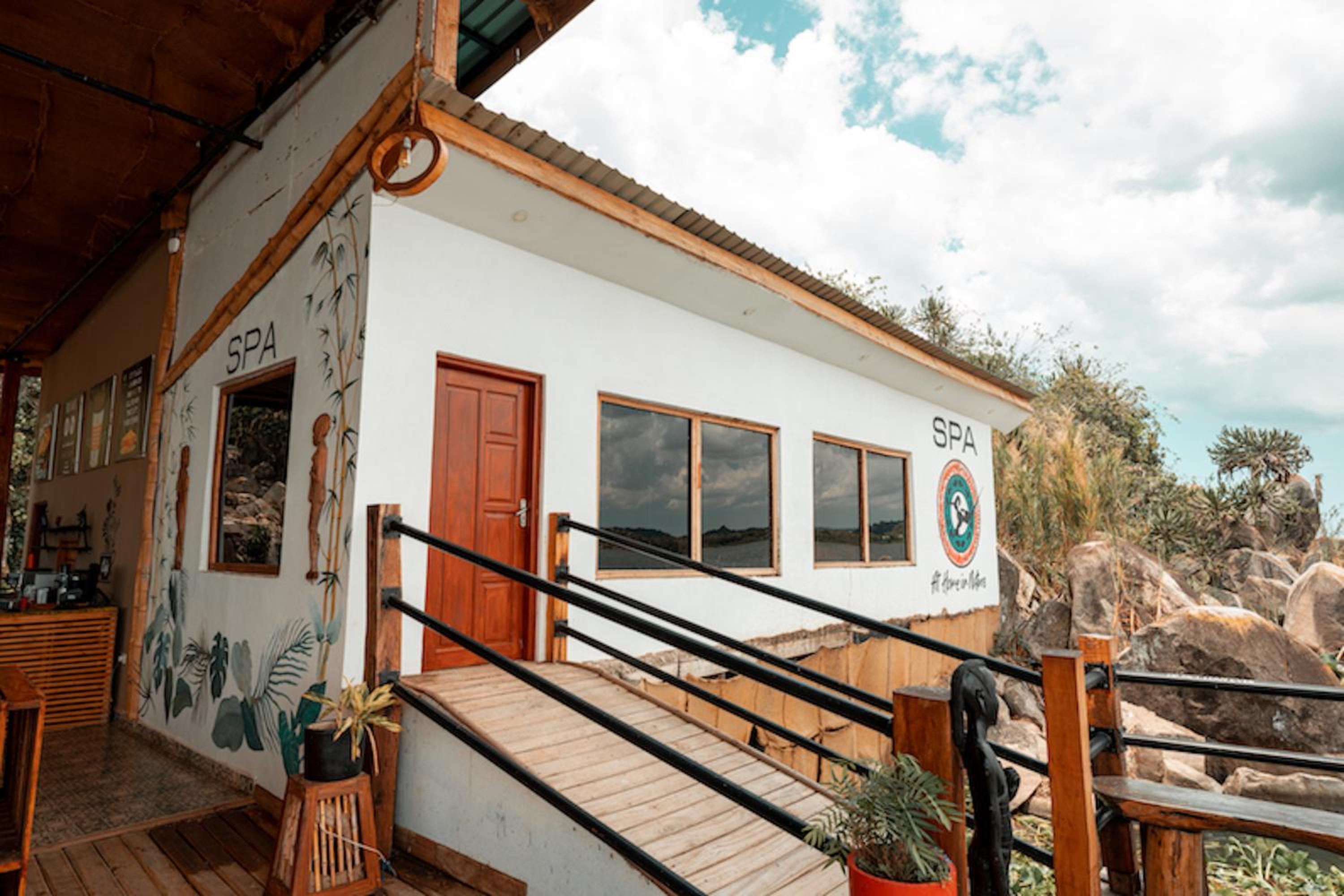 Wag Hill Lodge & Spa