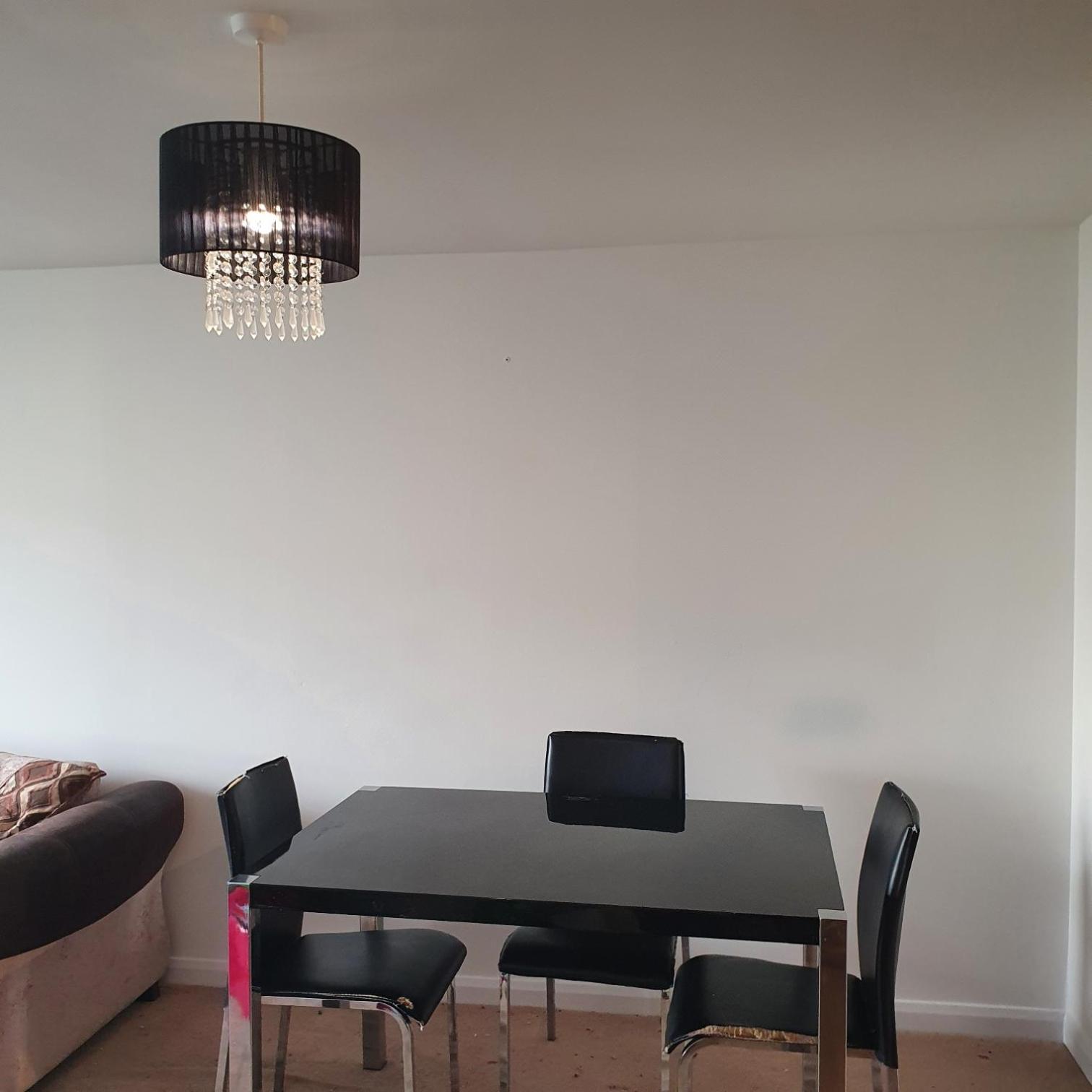 Spacious 2-Bedroom Ground Floor Flat with 2 Double Beds, Sleeps 4 in Central Aberdeen view 3