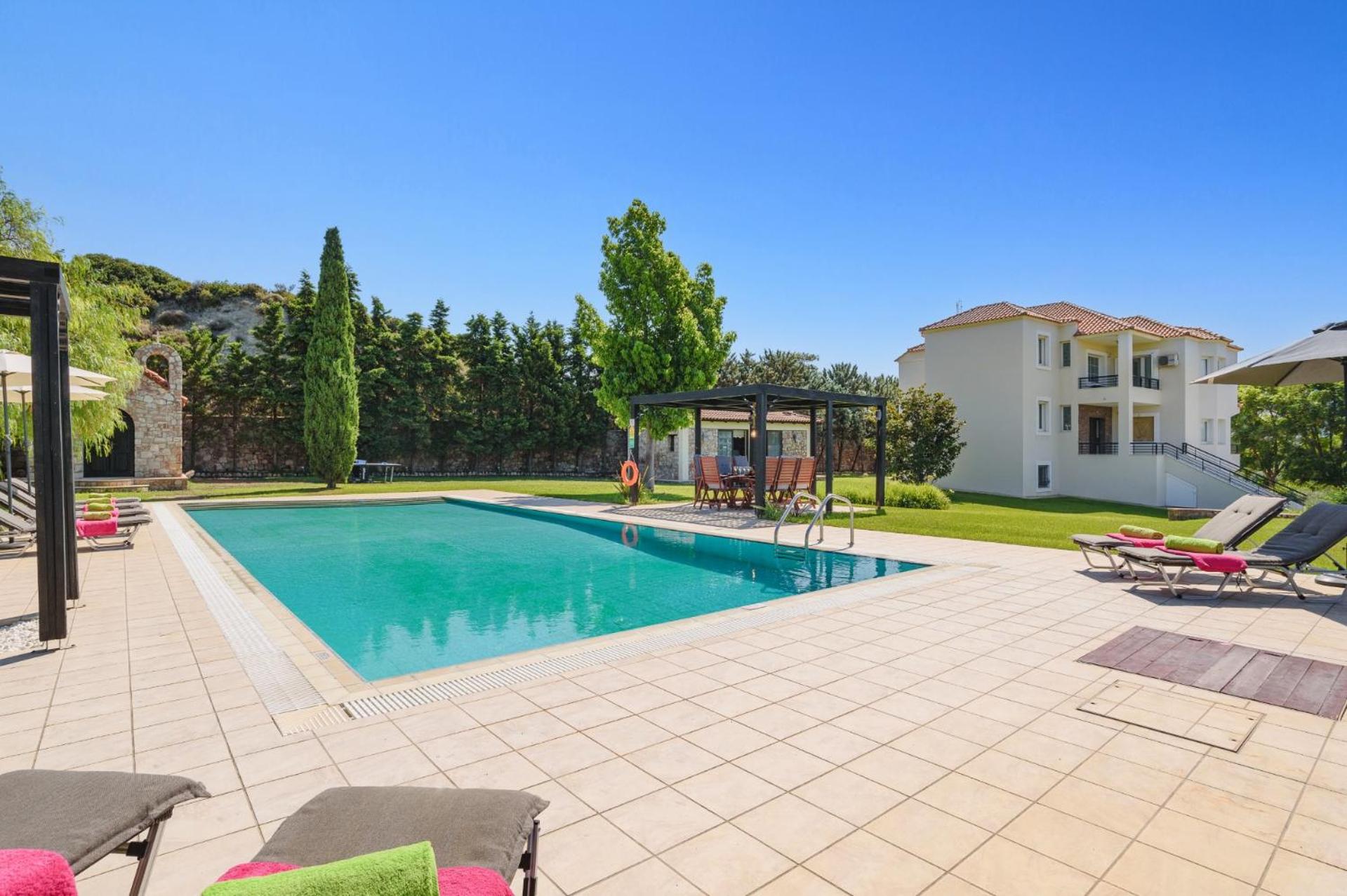 Villa Amarandes by Villa Plus view 3