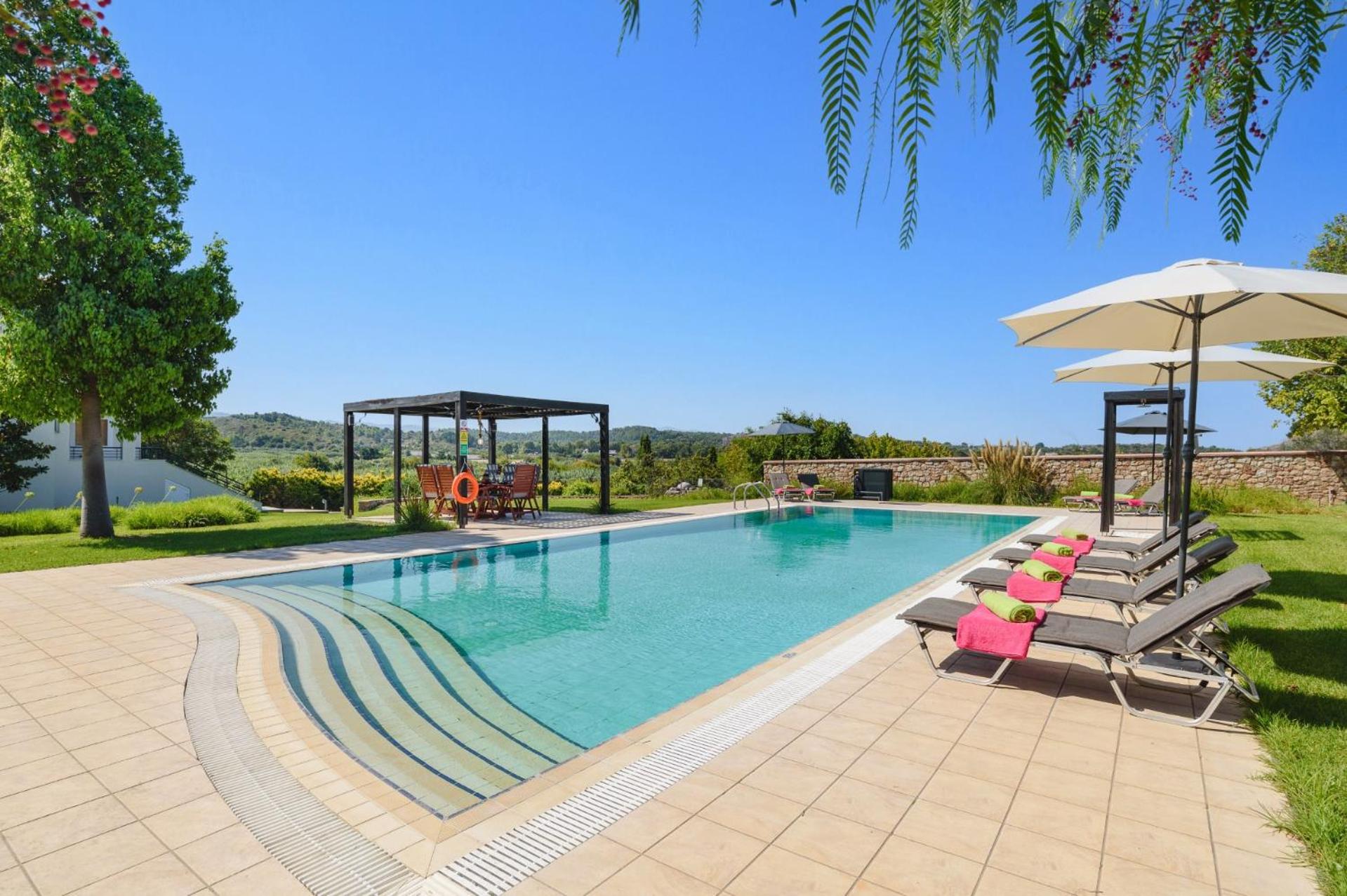 Villa Amarandes by Villa Plus view 4
