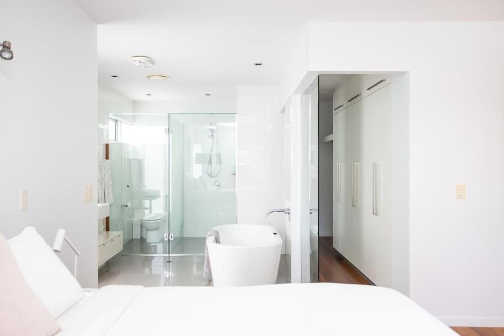 Casuarina Beachfront House - Hostie Properties
