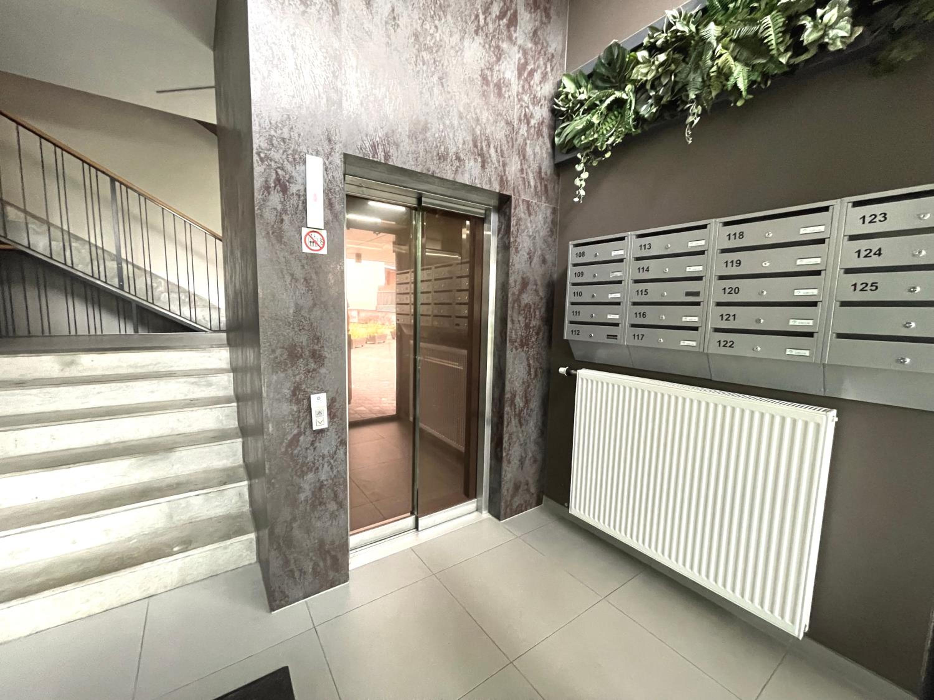 Jauna Teika Cosy 1bdr apartment, self check-in view 3