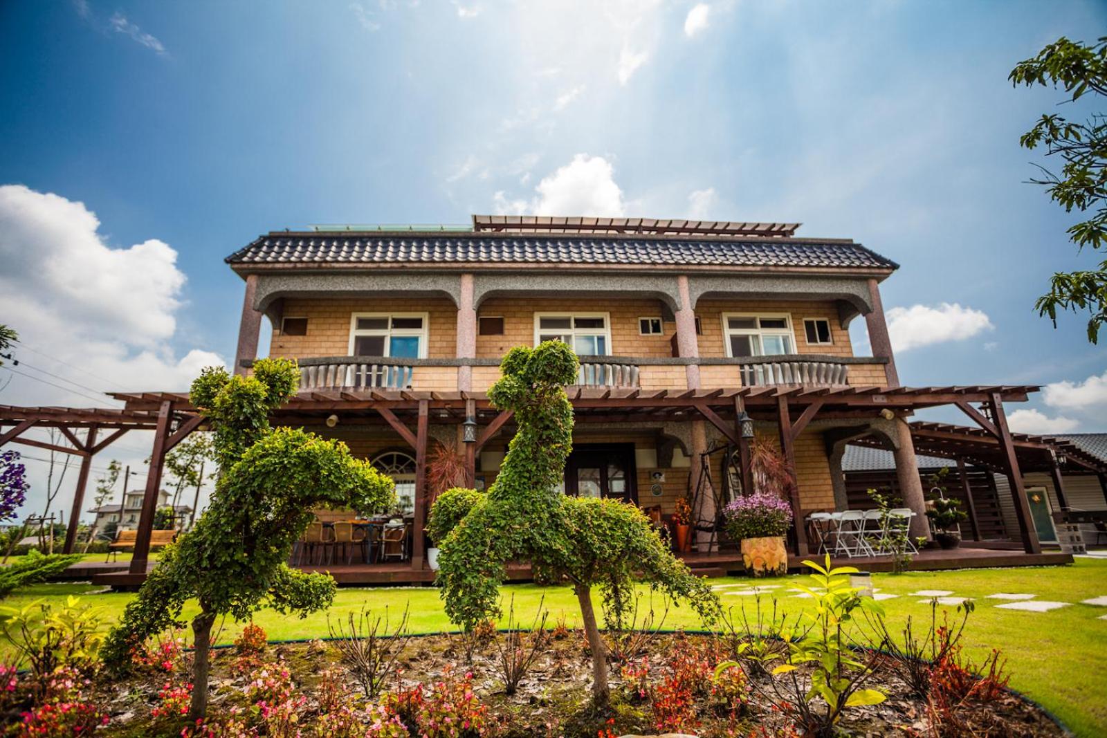 Zhuyuan Ju B&B