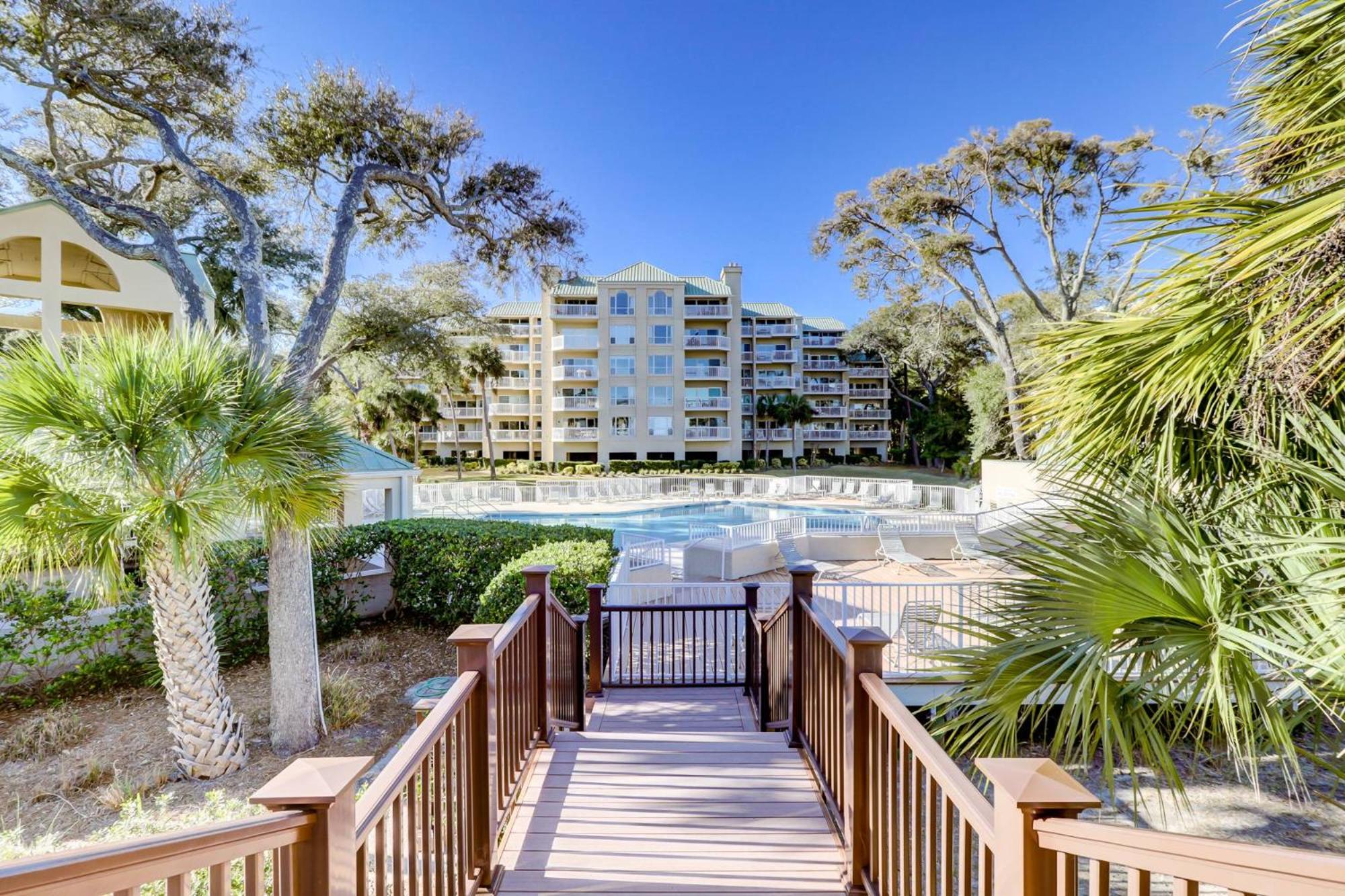 414 Barrington Court view 4