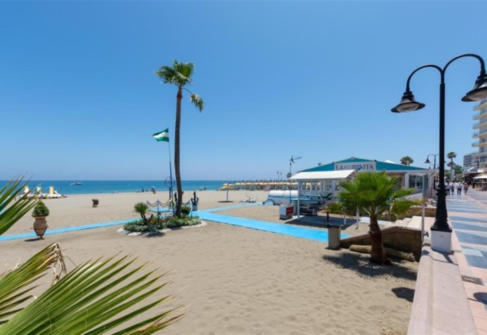 Beach Apartment Montemarcarihuela
