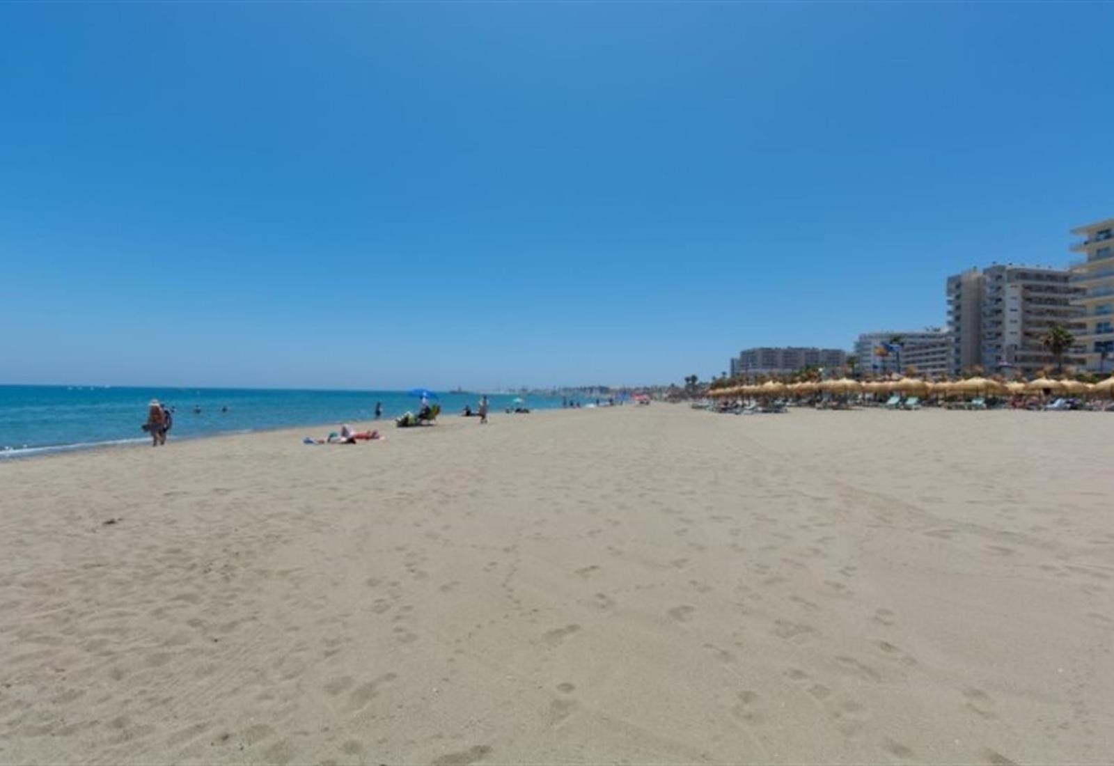 Beach Apartment Montemarcarihuela