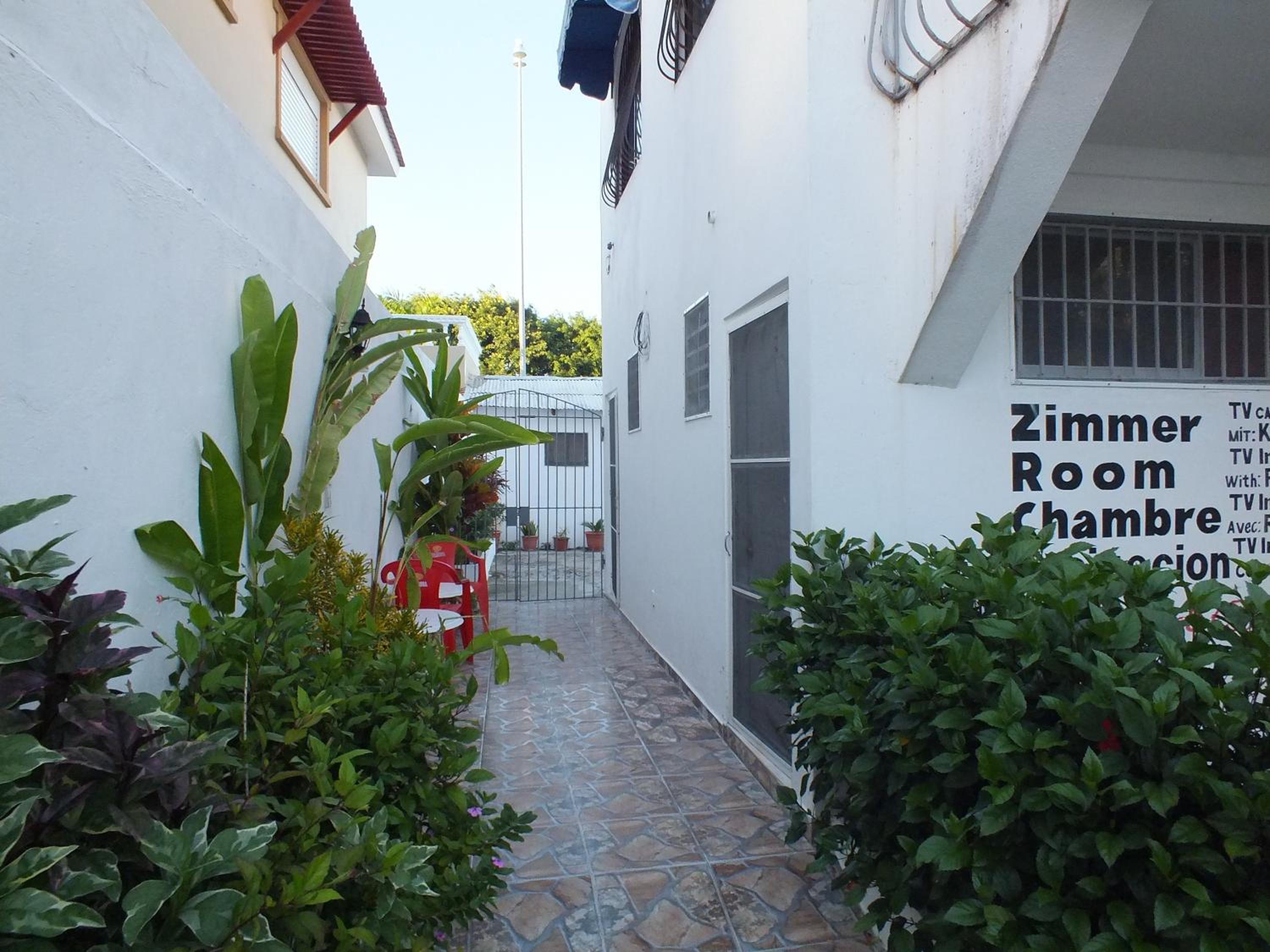 Juan Dolio Vacations - Lucy Rooms - Property Image 3