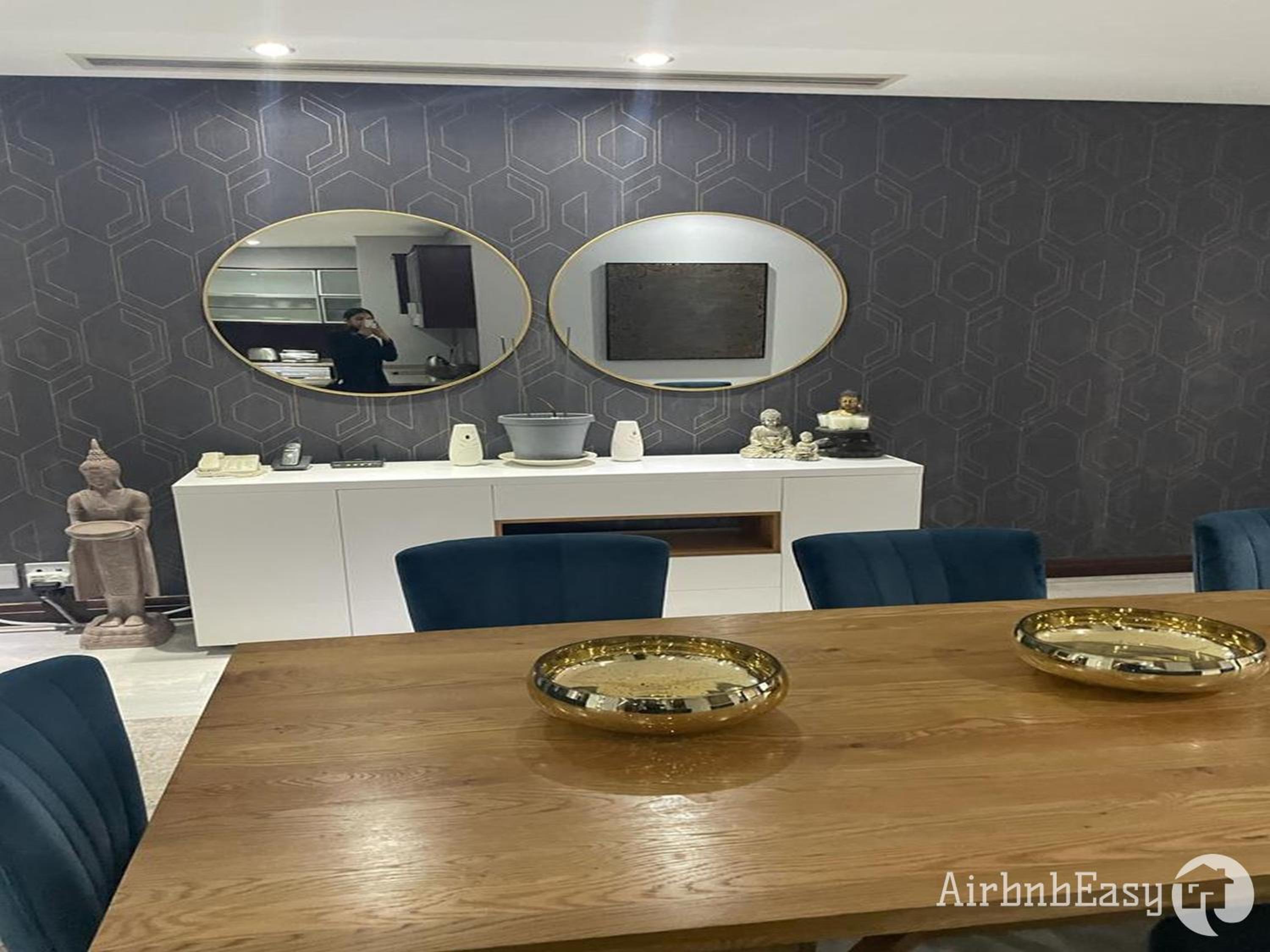 Johannesburg Vacations - Luxury Apartment - Michelangelo Towers - Property Image 53