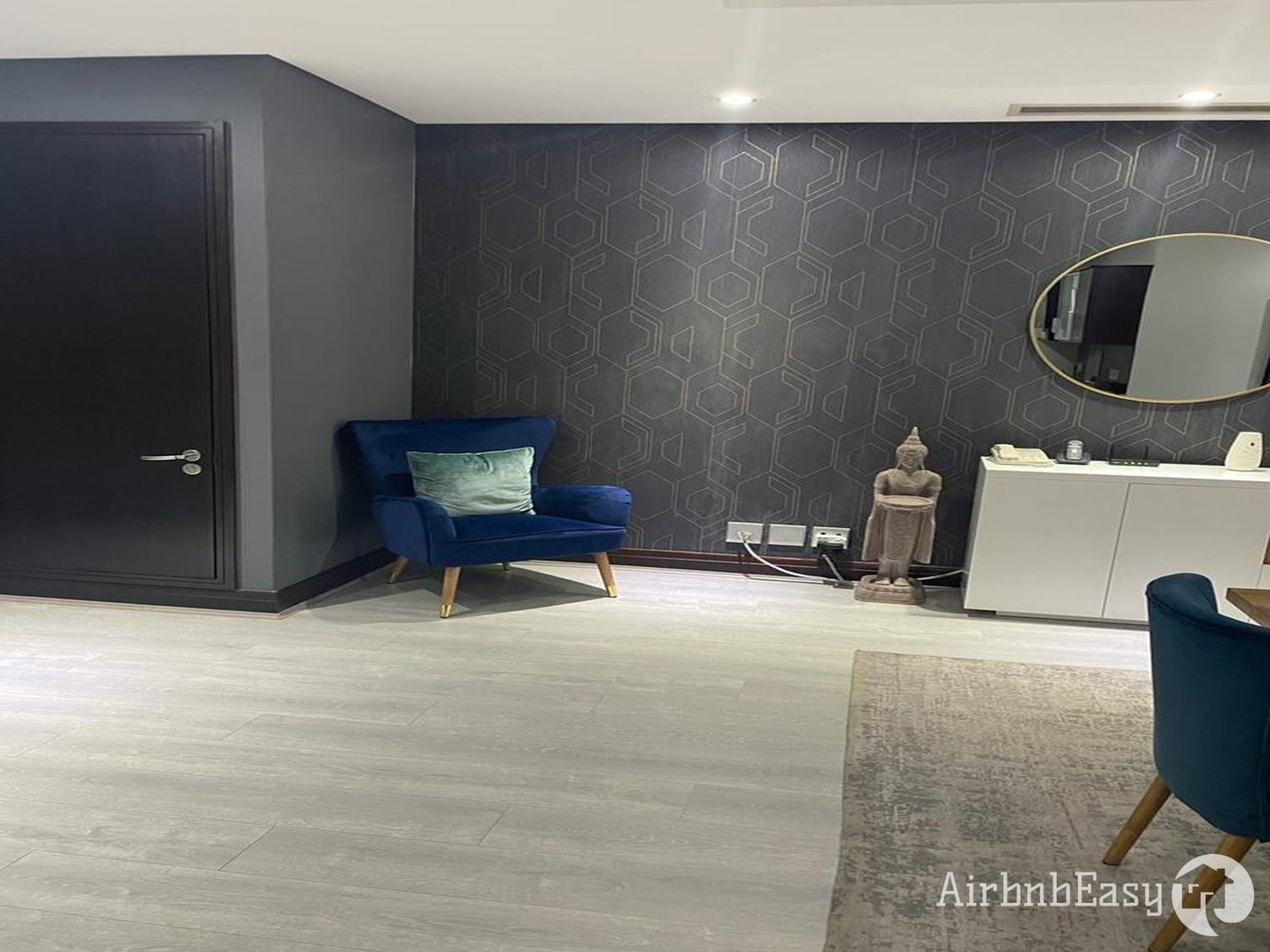 Johannesburg Vacations - Luxury Apartment - Michelangelo Towers - Property Image 6