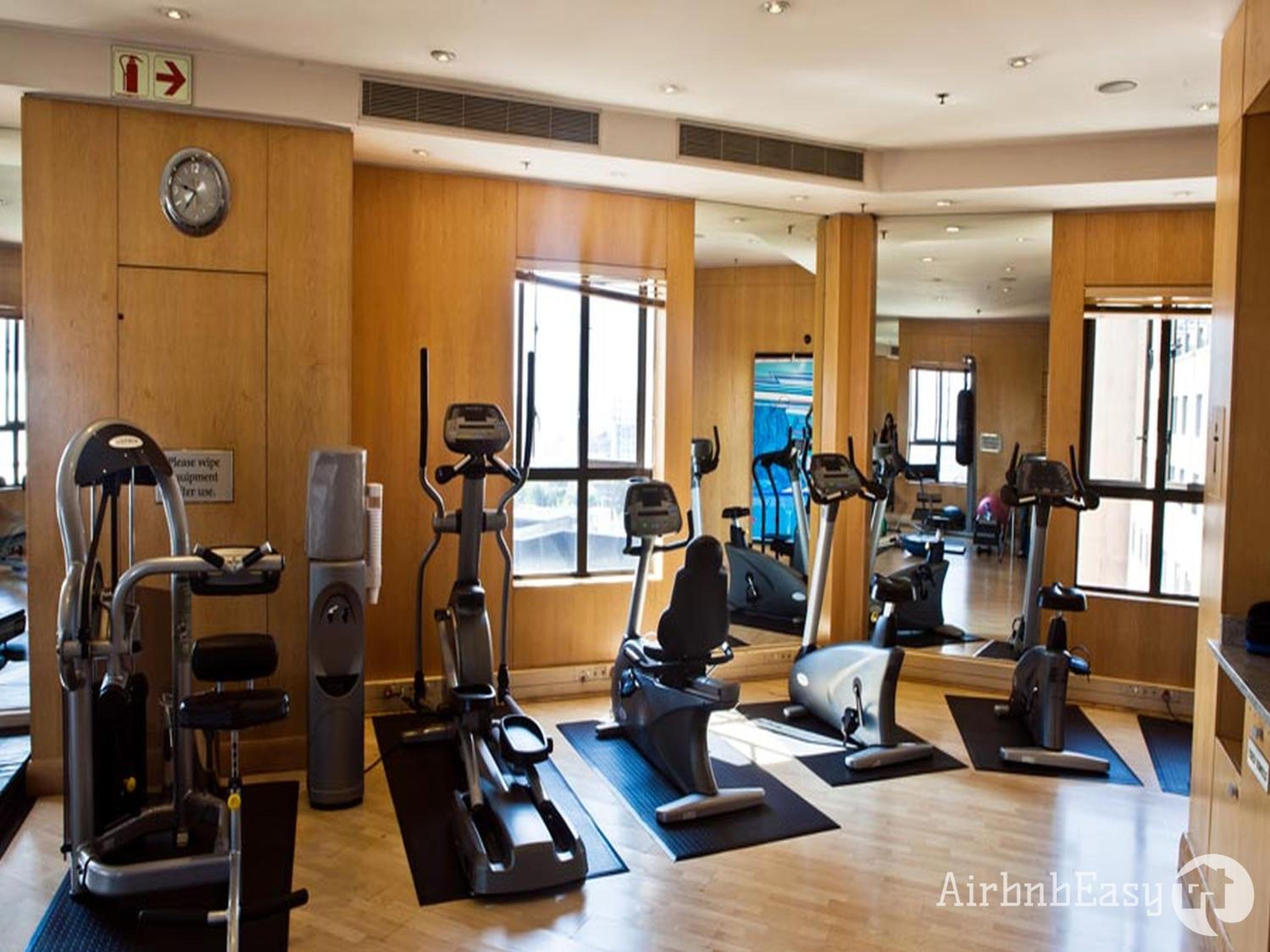 Johannesburg Vacations - Luxury Apartment - Michelangelo Towers - Property Image 12