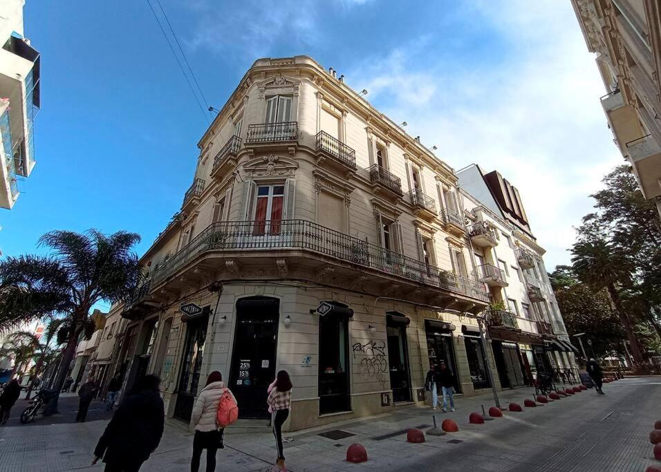 Zabalita, hermoso y cálido loft en la Ciudad Vieja view 2