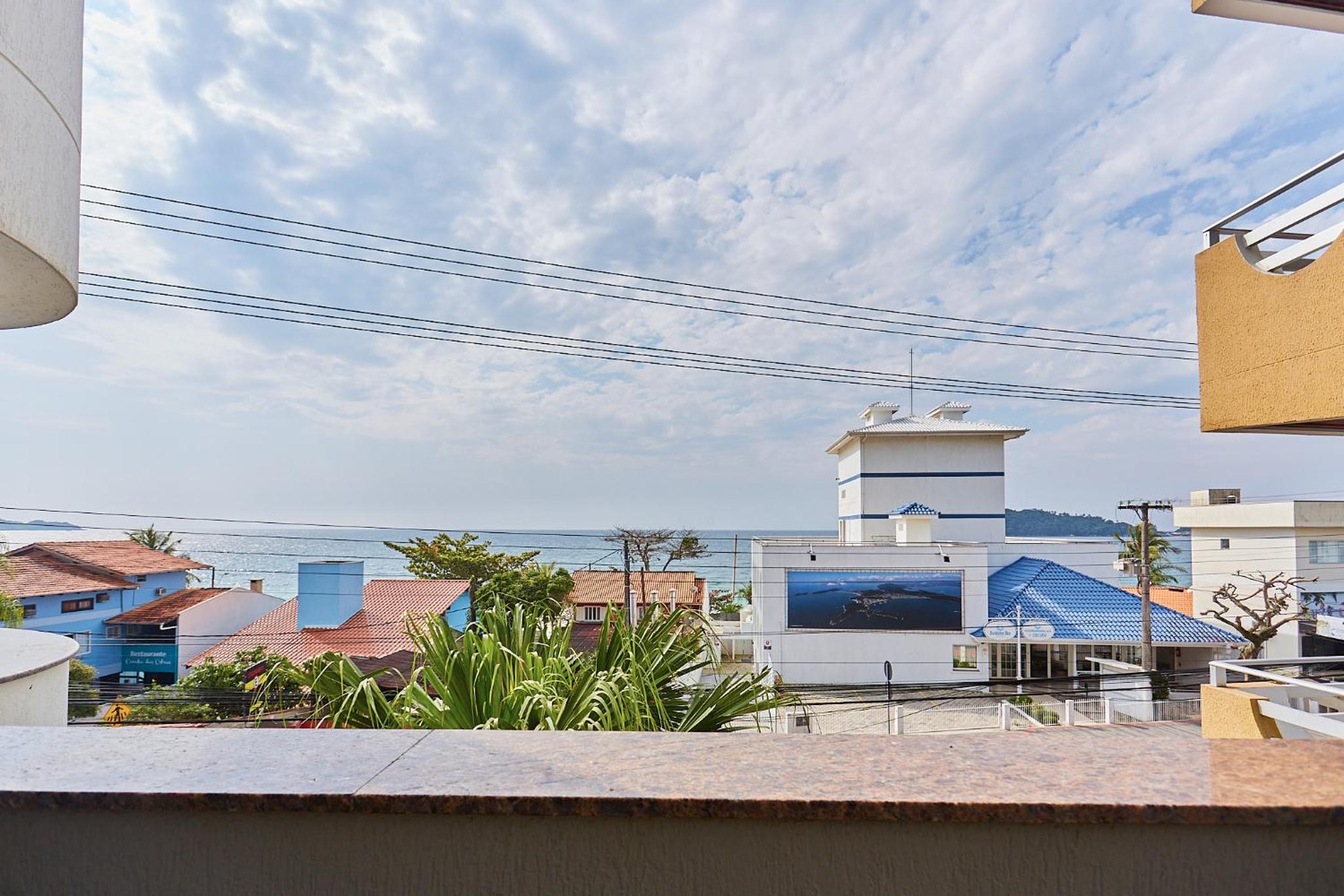 509 Apto 3 quartos sobre Avenida com vista para o mar em Bombinhas Centro