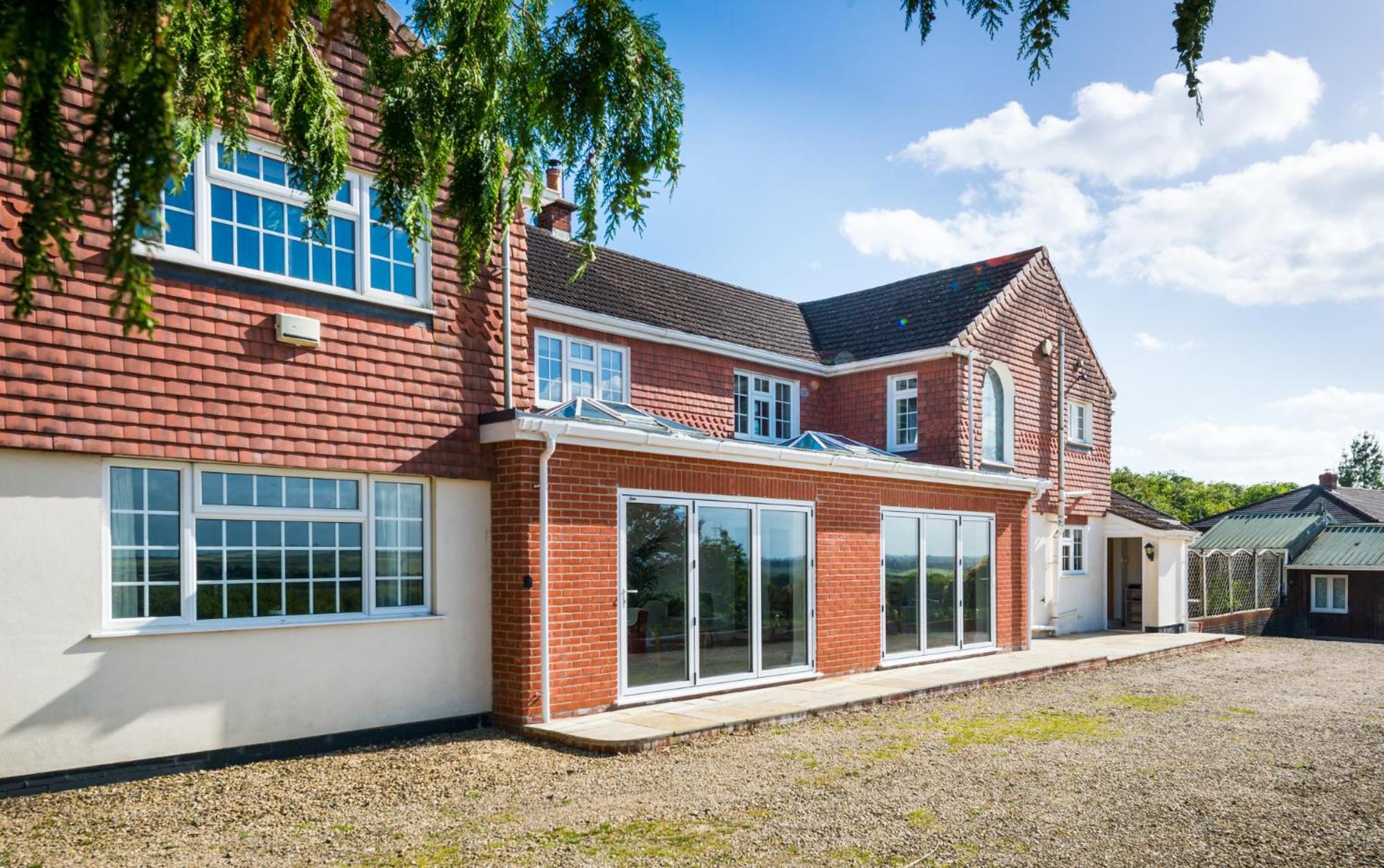 Croft House Sleeps 14 ꕤ Country Views nr Salisbury