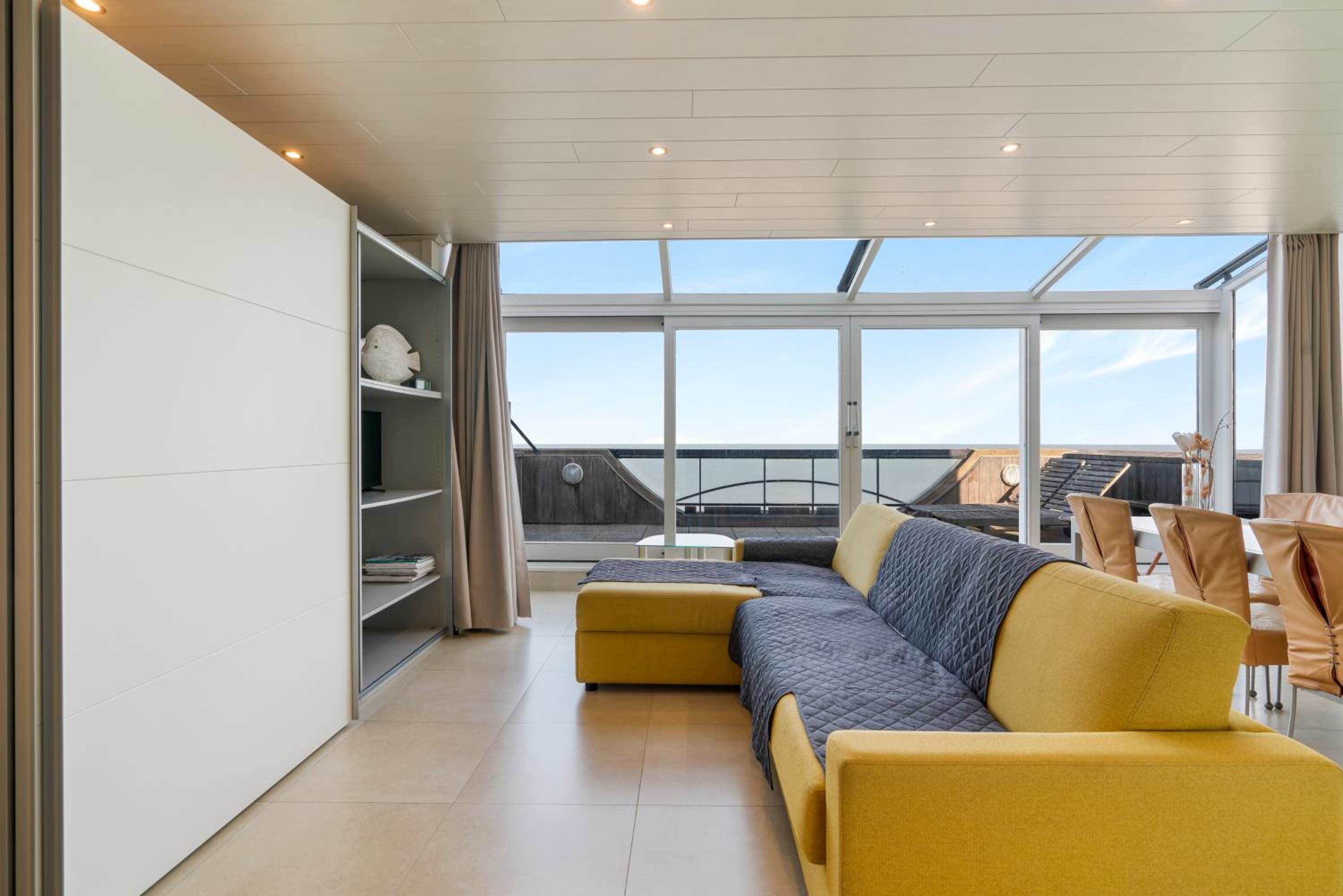 Penthouse app met imposant & eindeloos zeezicht