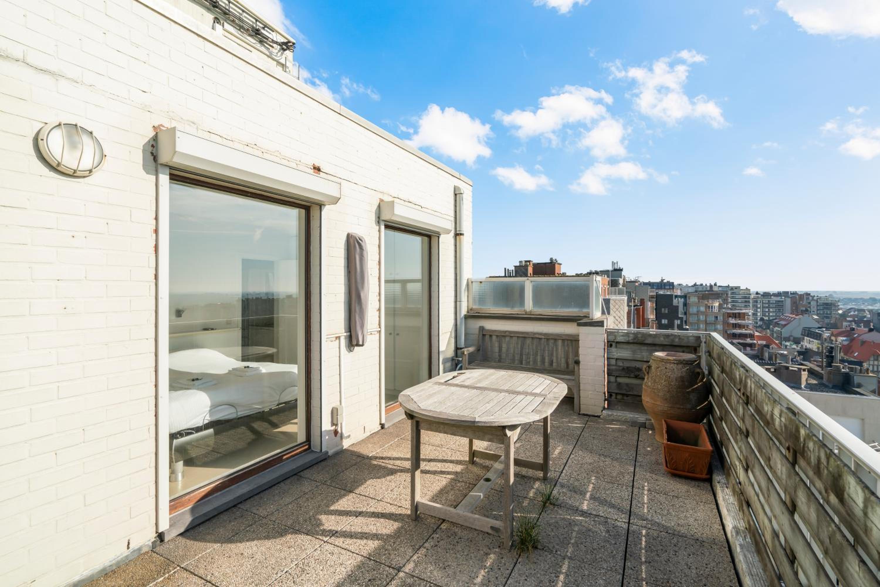 Penthouse app met imposant & eindeloos zeezicht