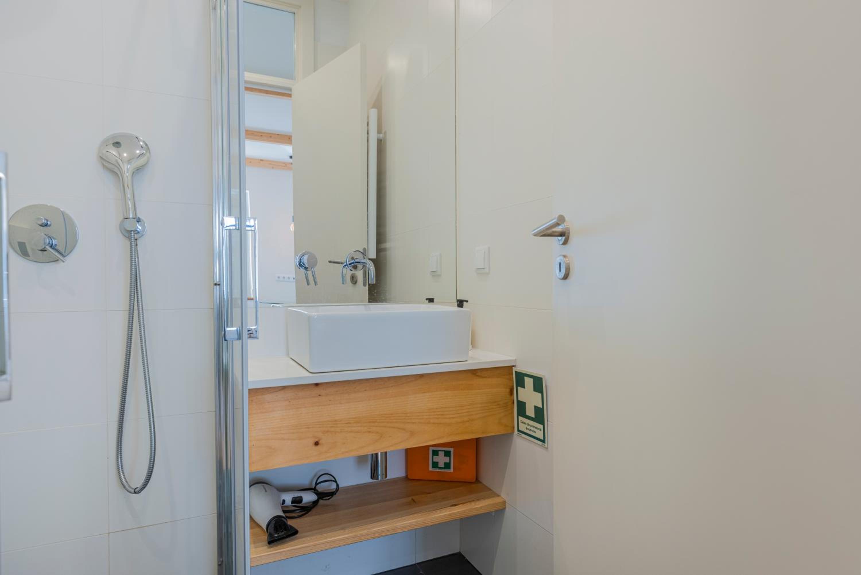 Cozy Studio Apartment near the river II