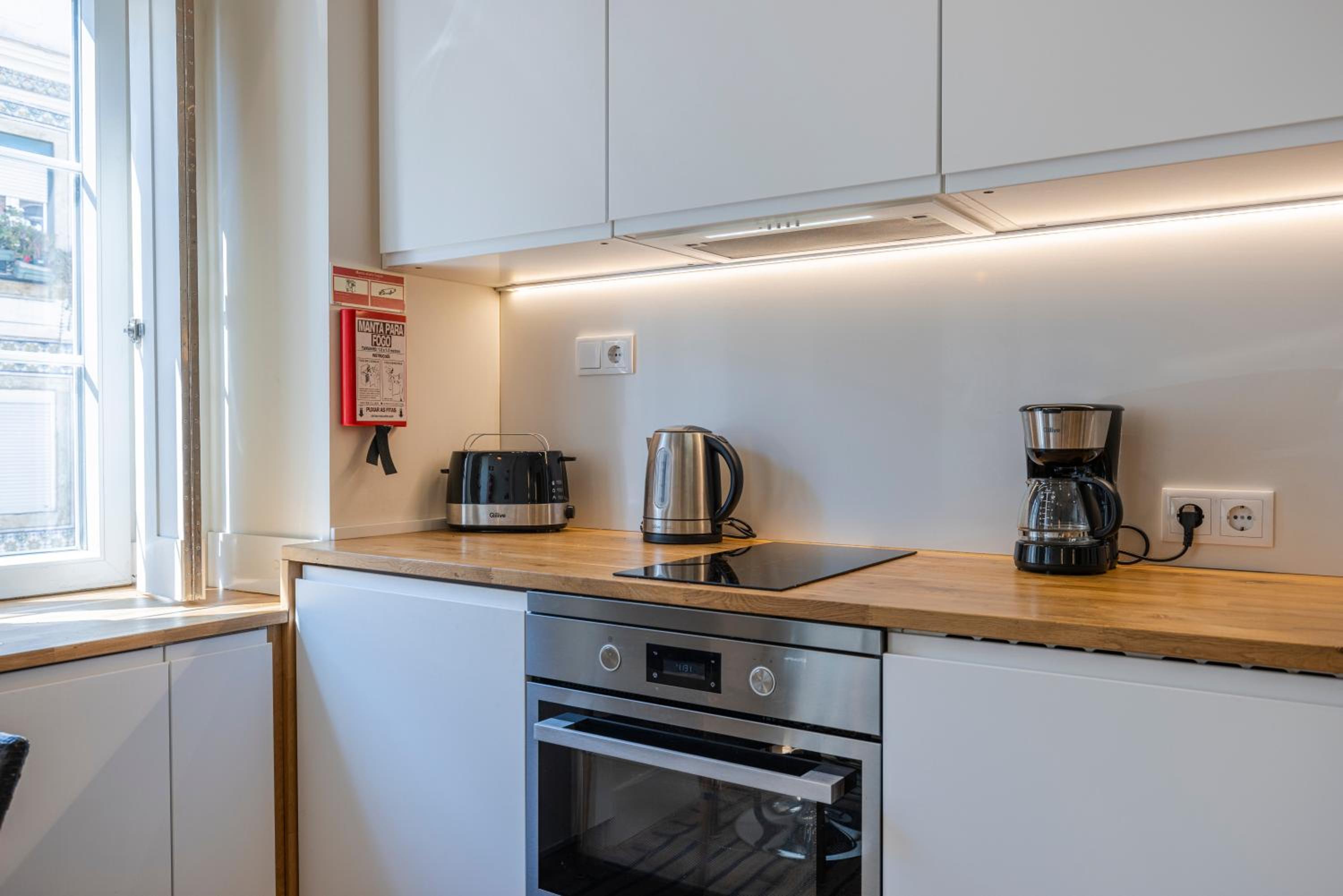 Cozy Studio Apartment near the river II