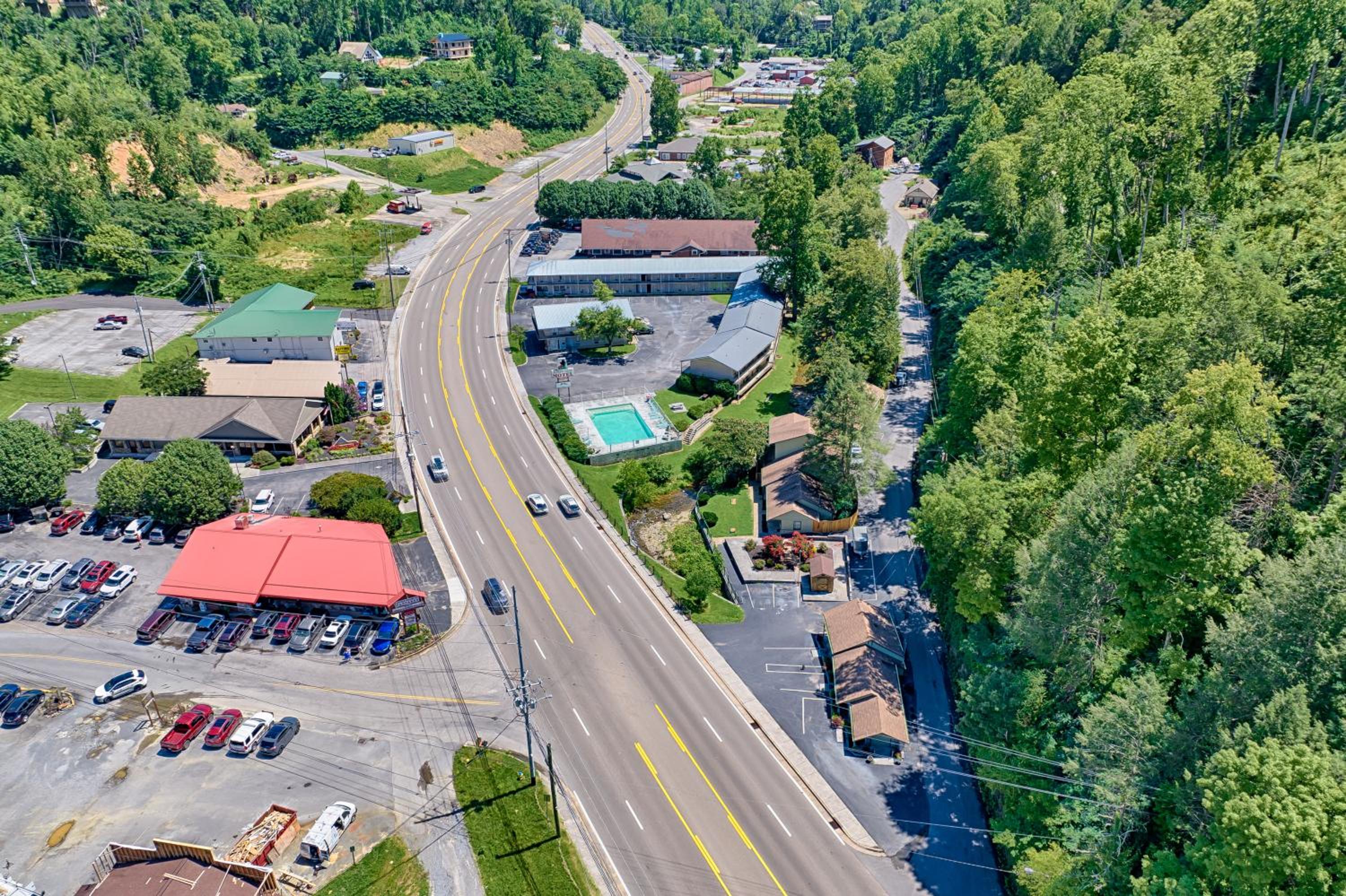 Newly Remodeled Motel in Gatlinburg! view 5