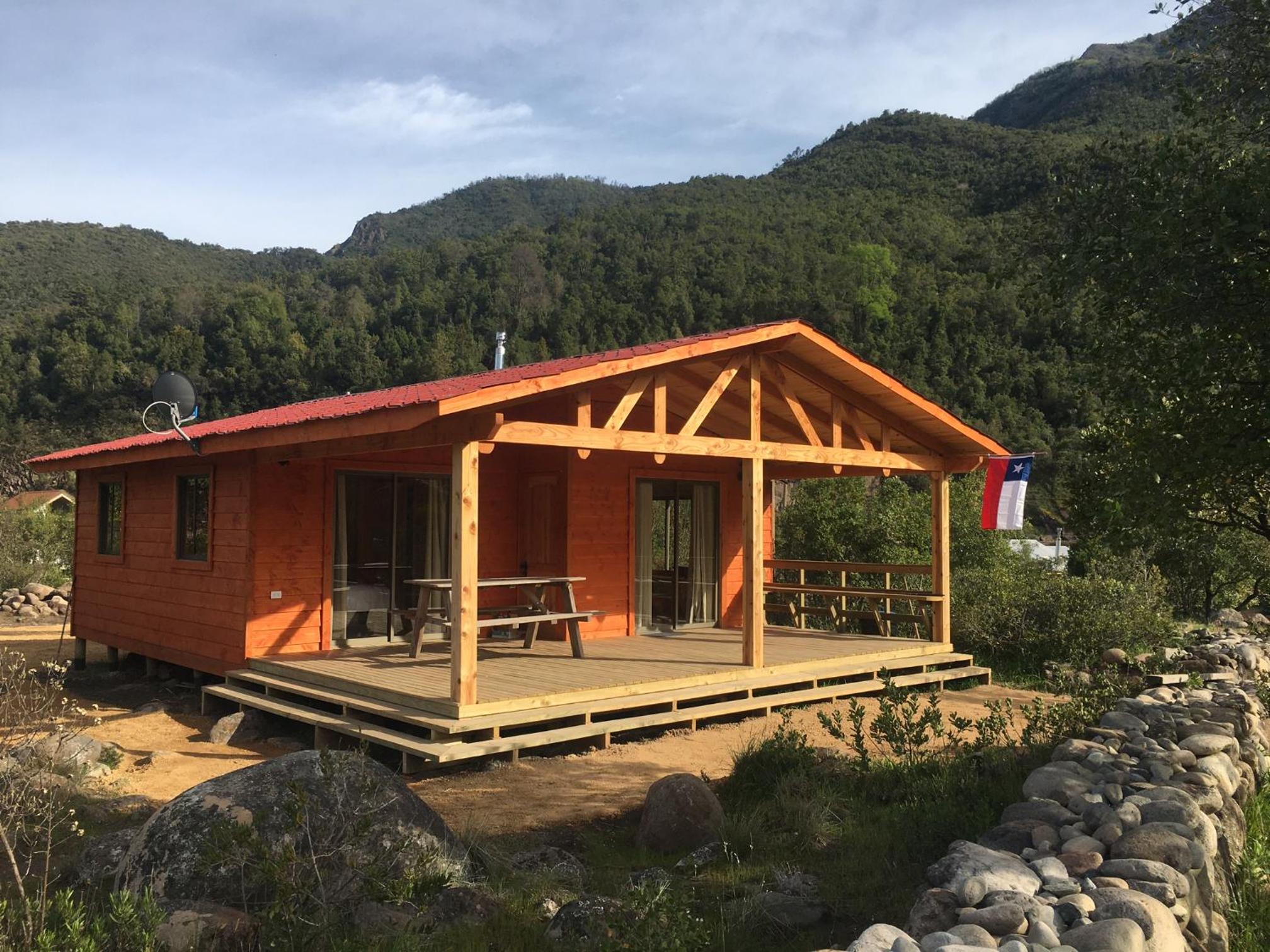 Los Quenes River Lodge