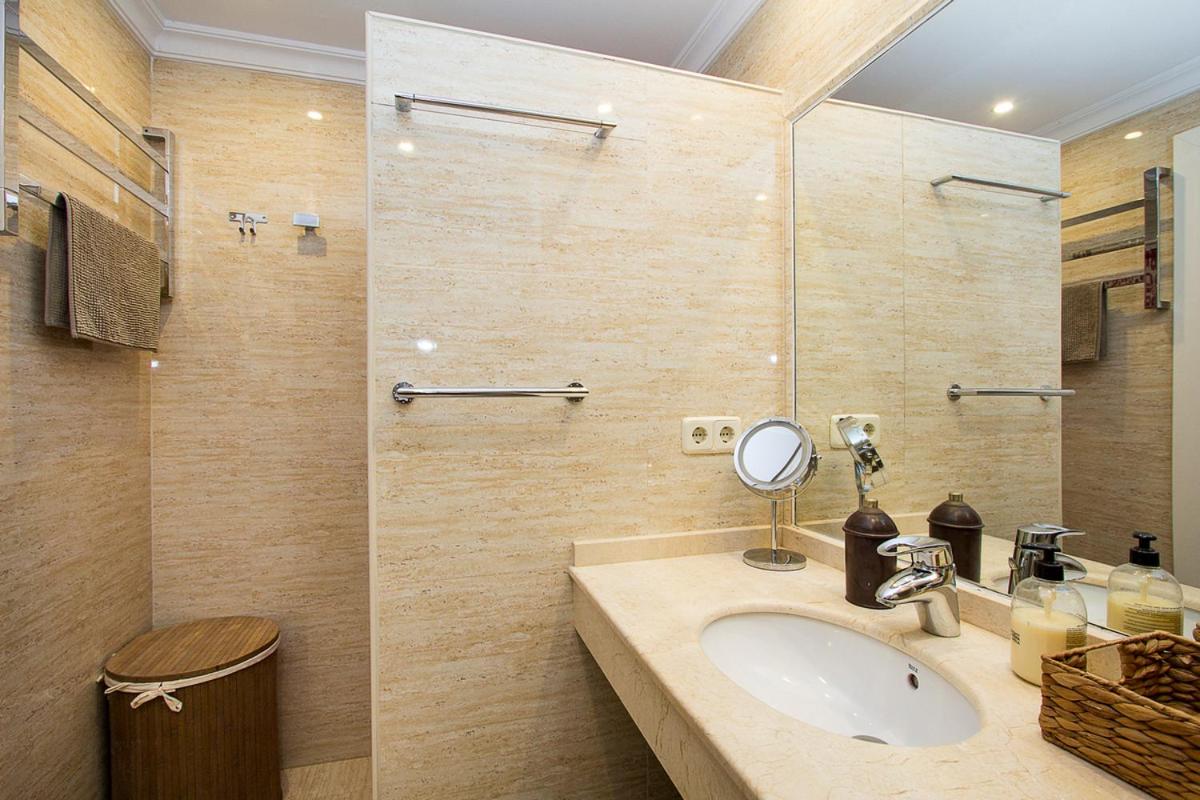 Sea front Studio in Marbella