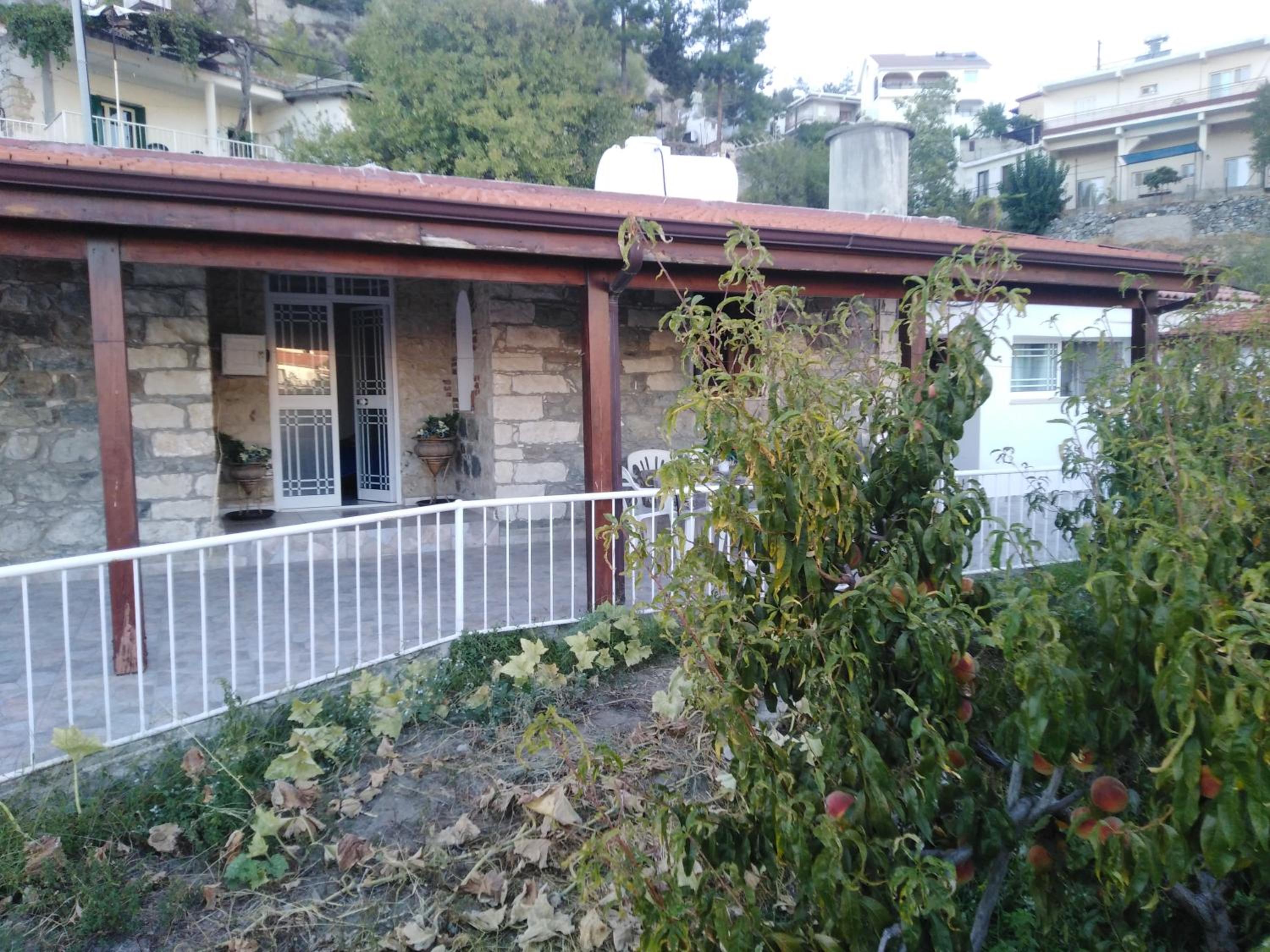 Traditional house in pelendri