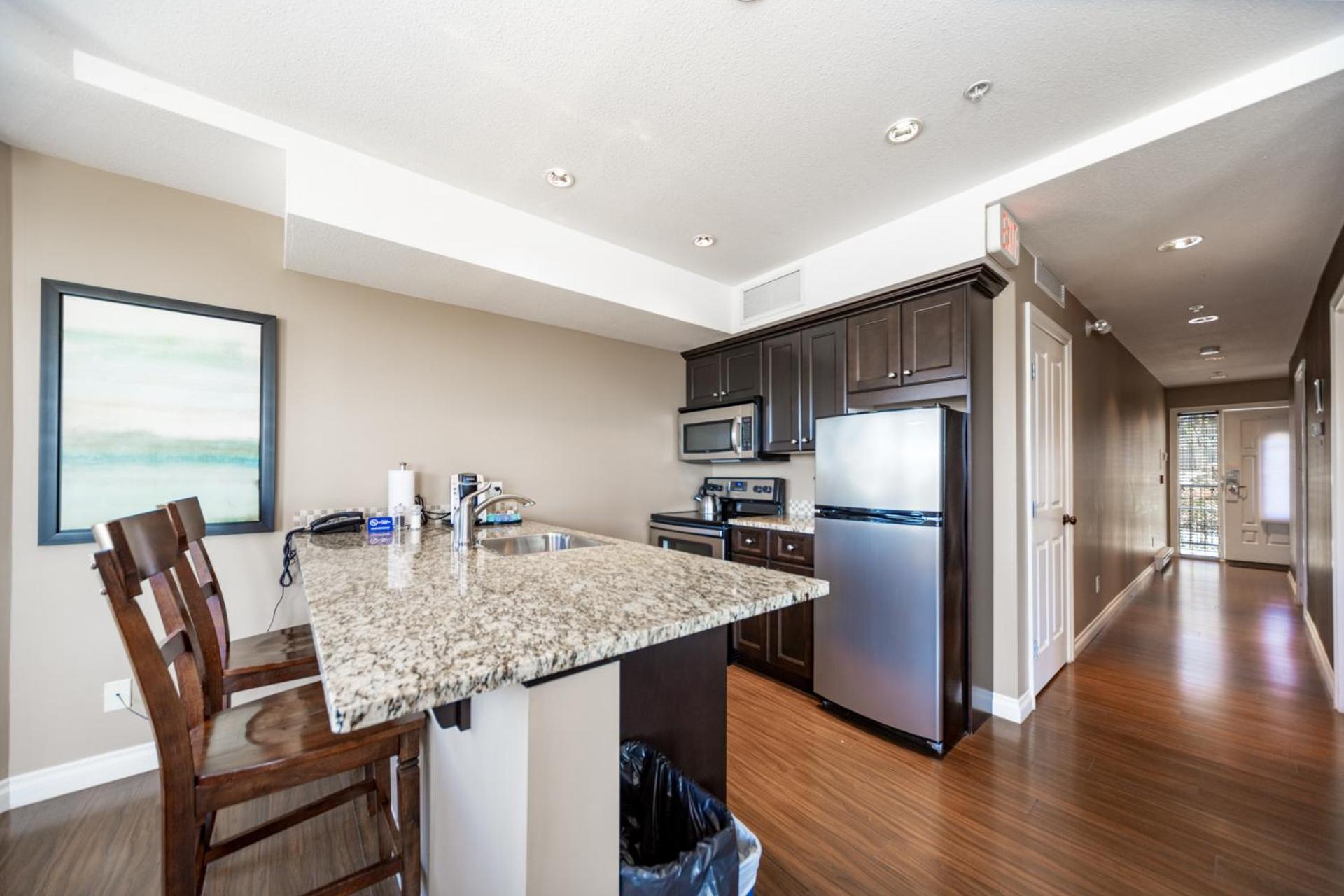 Vernon Vacations - The Castle at Swan Lake - Property Image 22