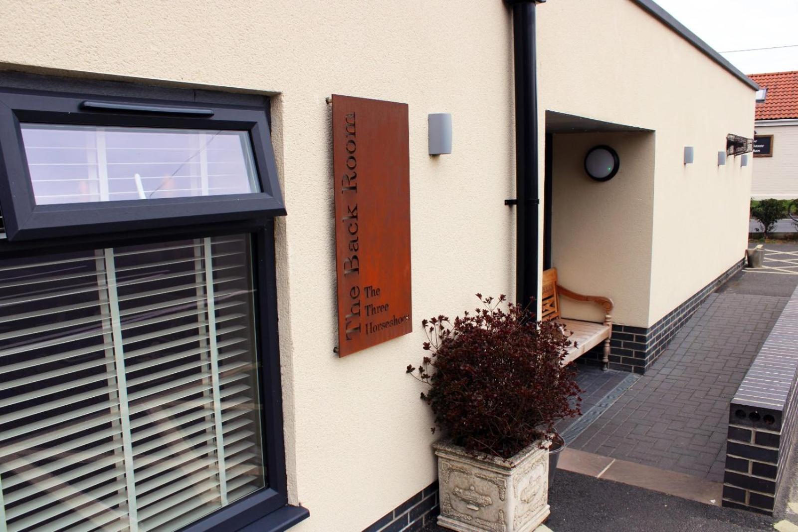 Three Horseshoes Leamside
