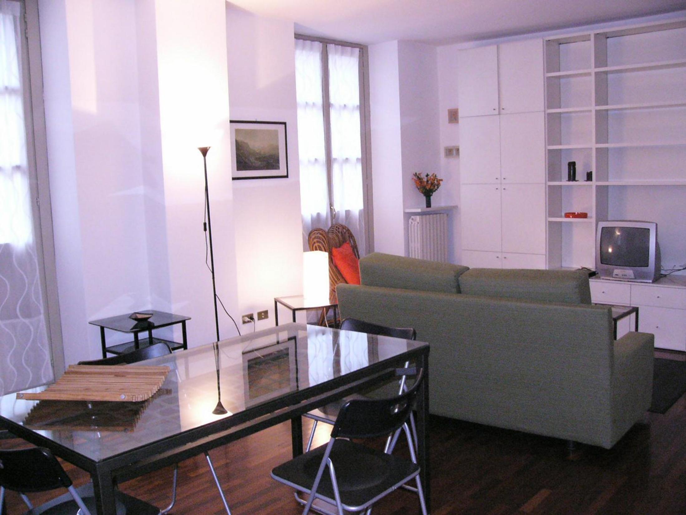 De Lellis en Turin — hotel room